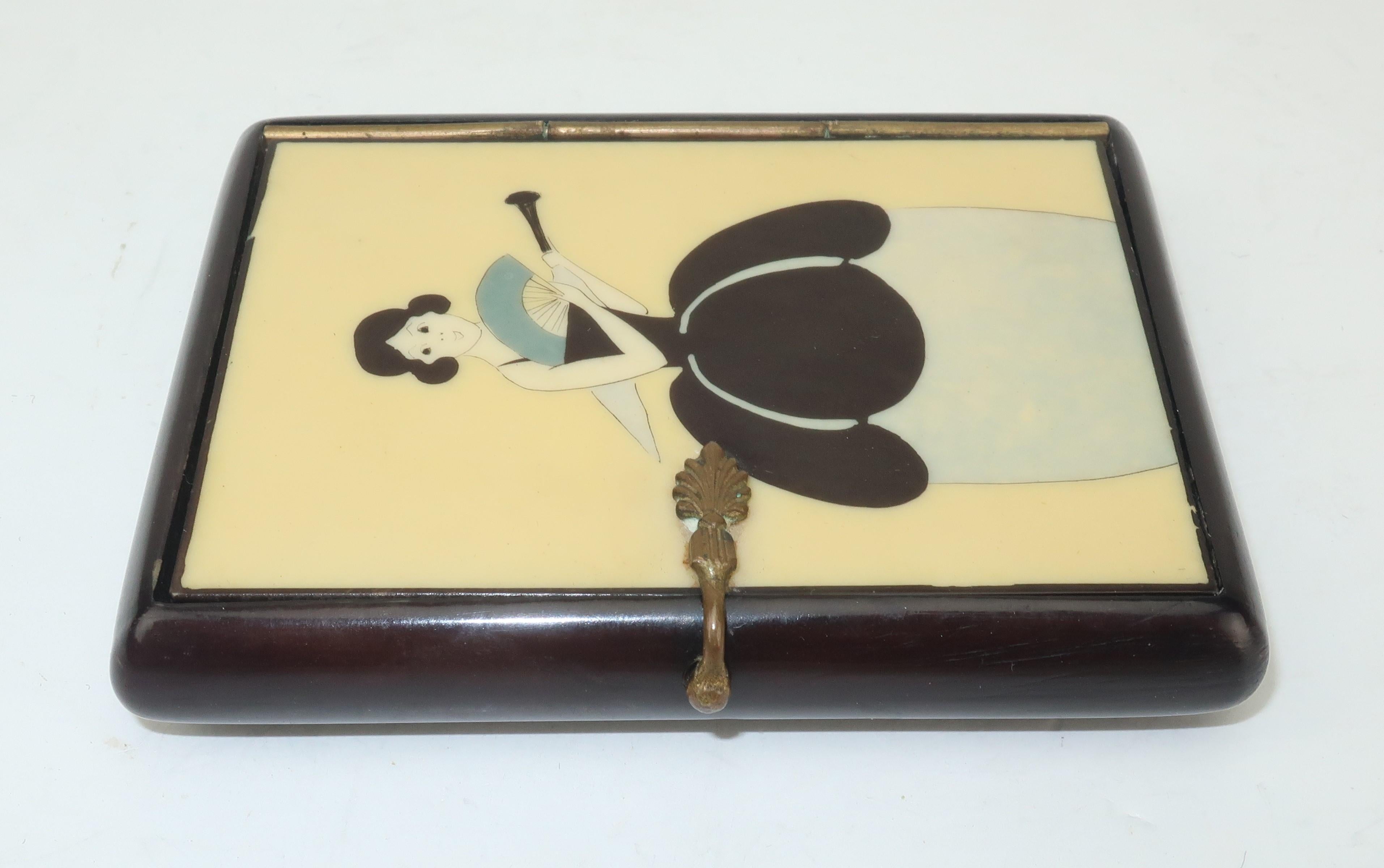 Vintage Art Deco Small Lacquered Wood Box With Stylized Lady In Good Condition In Atlanta, GA