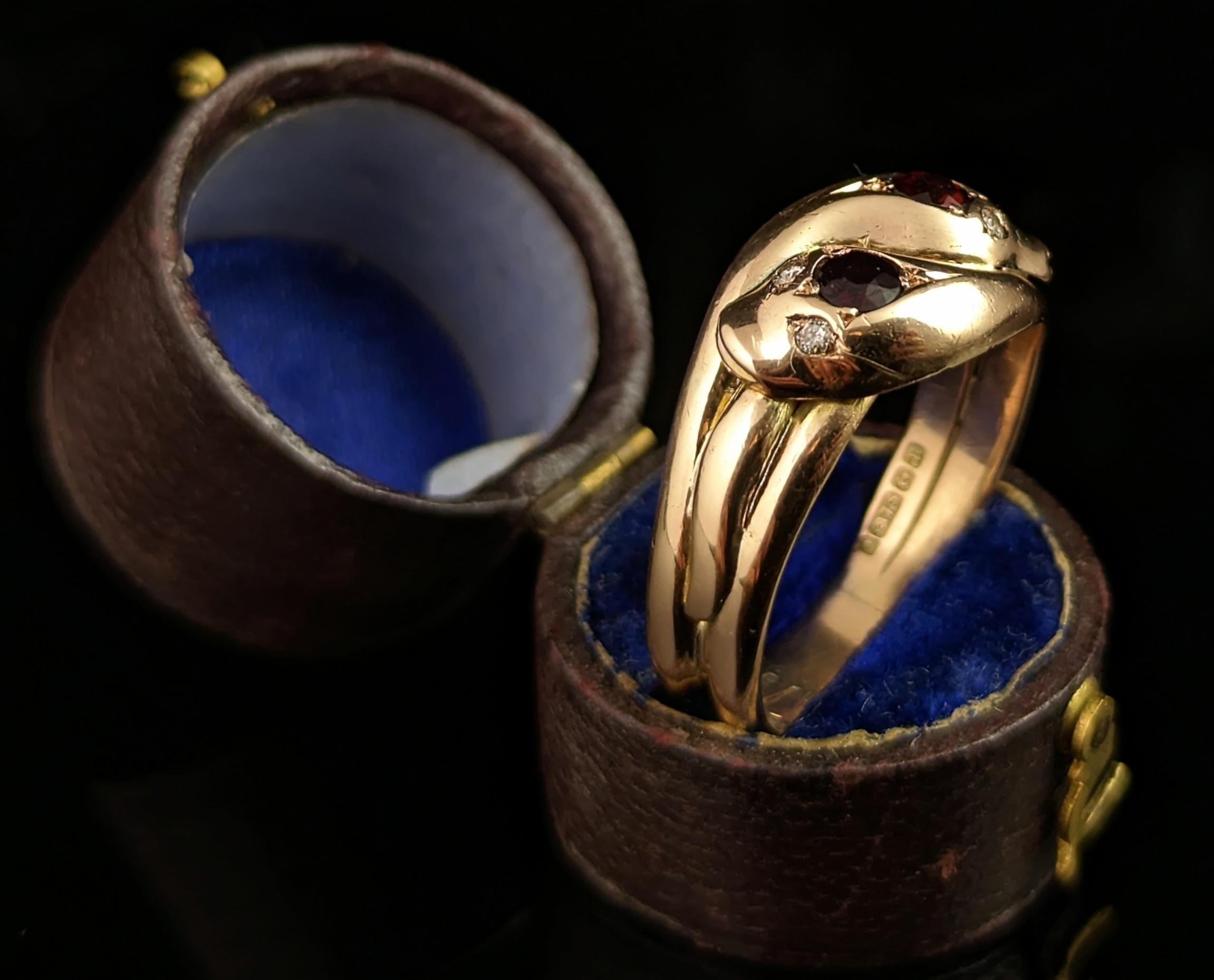 Vintage Art Deco Snake Ring, Garnet and Diamond, 9k Gold 6
