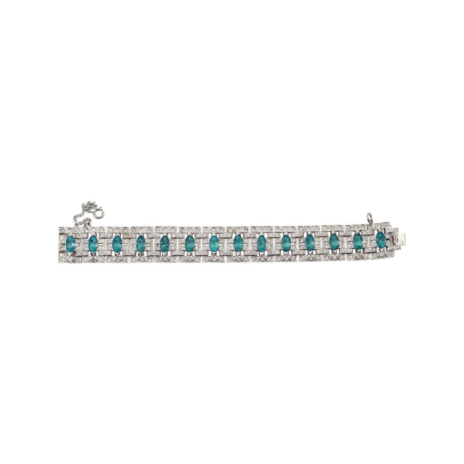 Bracelet Vintage Art of Vintage à maillons carrés et marquis bleu Circa 1940s Unisexe en vente