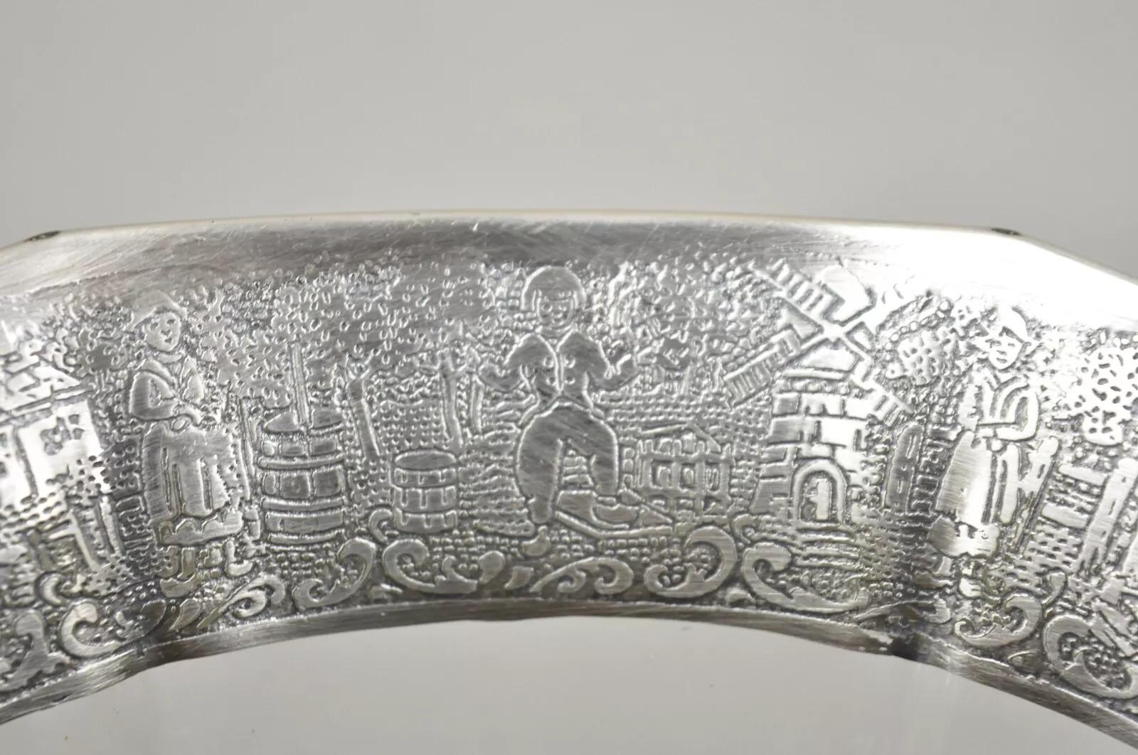 Art Déco Vintage Art Deco Sterling Silver Overlay Figural Dutch Country Scenes Glass Bowl (ciotola in vetro) in vendita