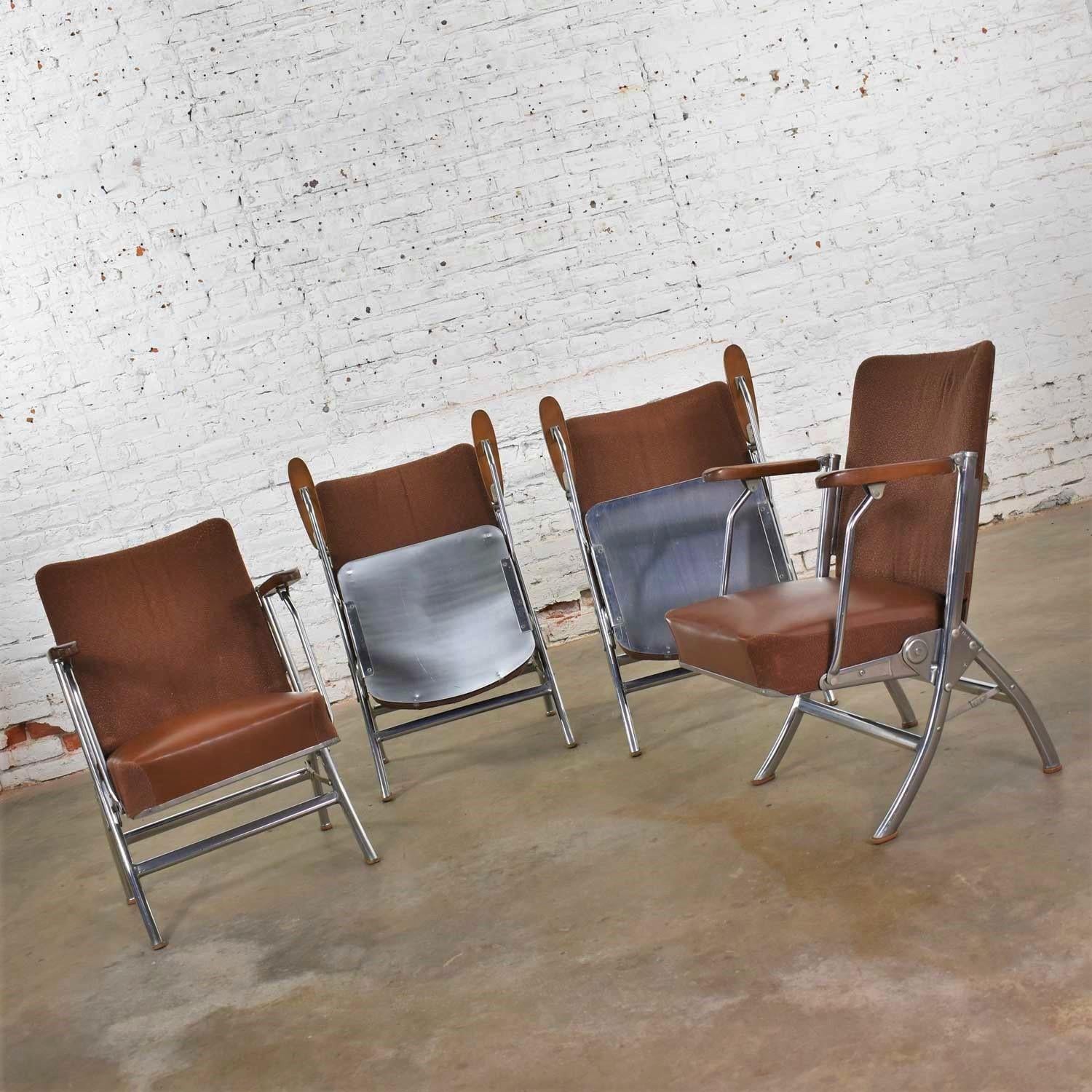 Steel Vintage Art Deco Streamline Bauhaus Chrome Frieze Vinyl Folding Auditorium Chair