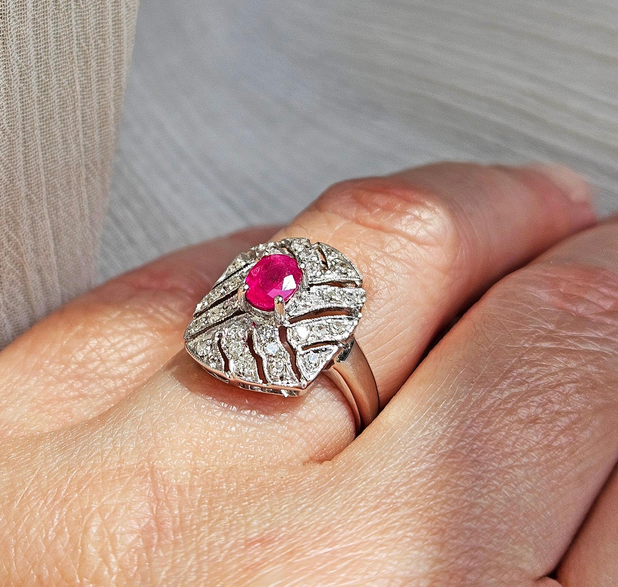 Vintage Art Deco Style 0.75Carat Oval Ruby and Diamond 14k White Gold  Ring For Sale 5