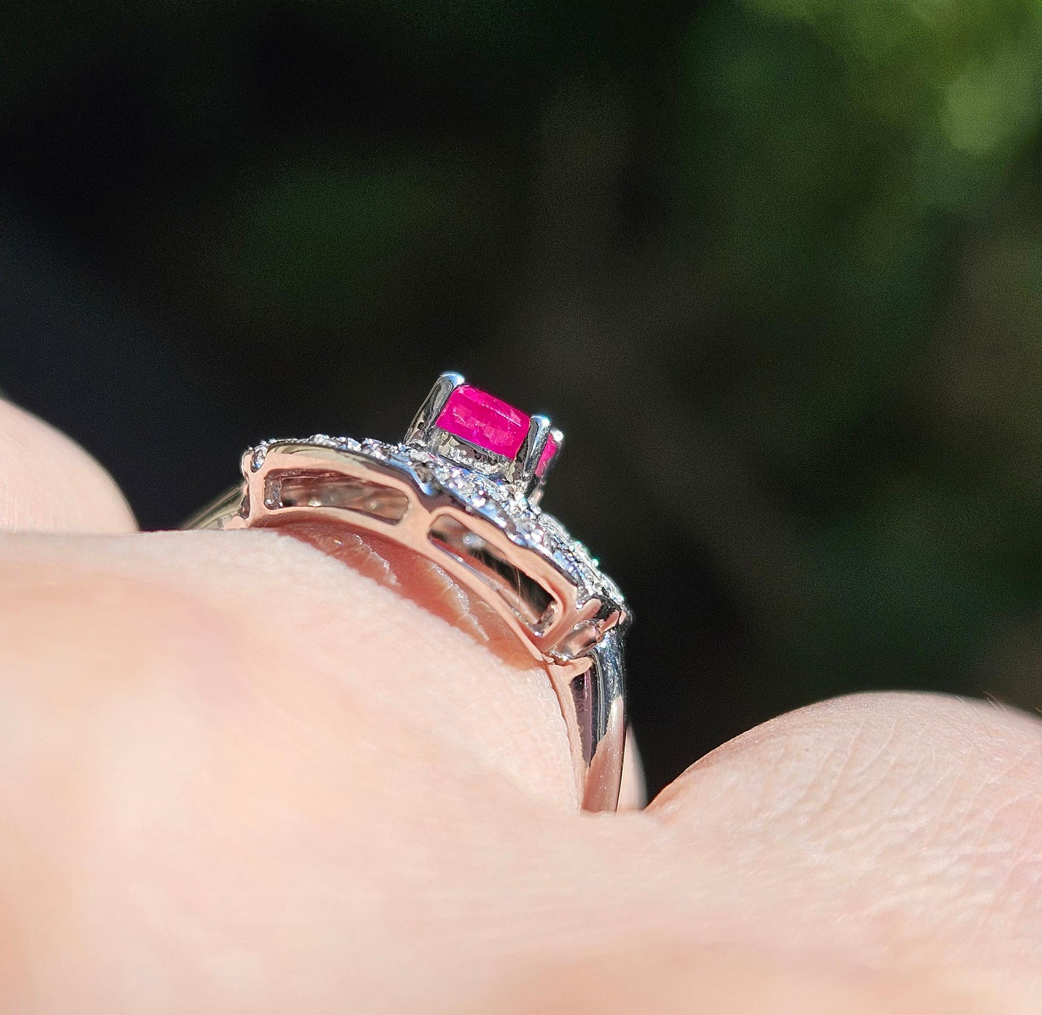 Vintage Art Deco Style 0.75Carat Oval Ruby and Diamond 14k White Gold  Ring For Sale 10