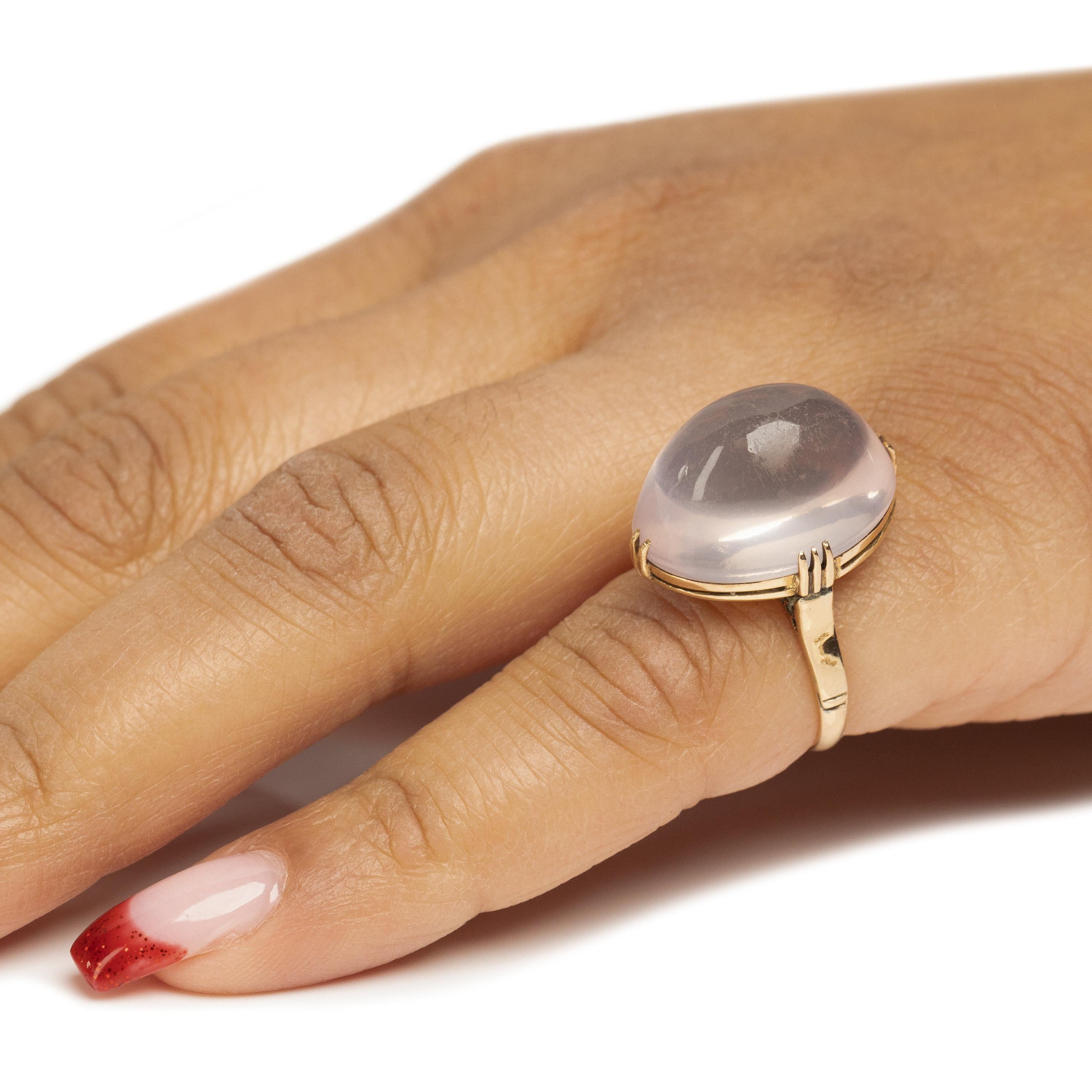 Vintage Art Deco Style 18.3ct Lavender Moonstone Cabochon Ring For Sale 3