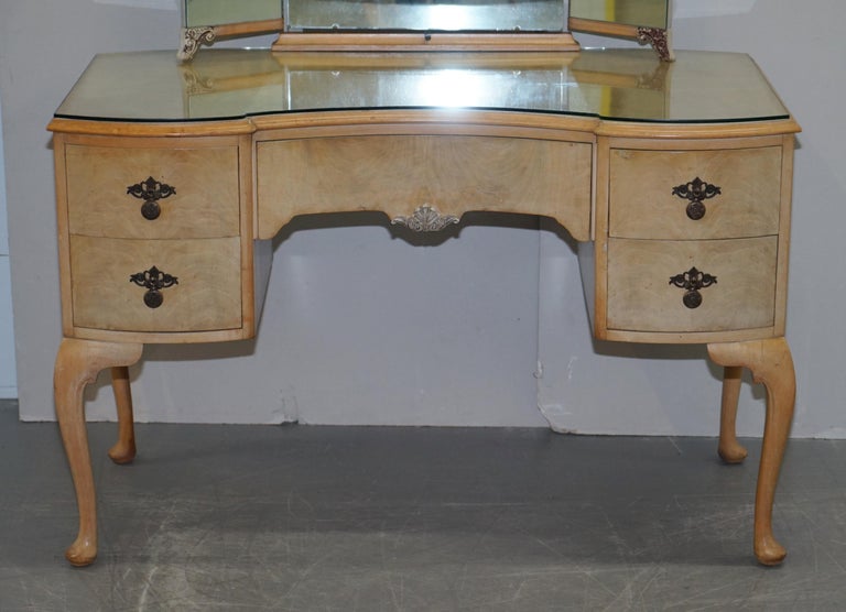 English Vintage Art Deco Style 1940s Burr Light Walnut Dressing Table Tri Fold Mirrors