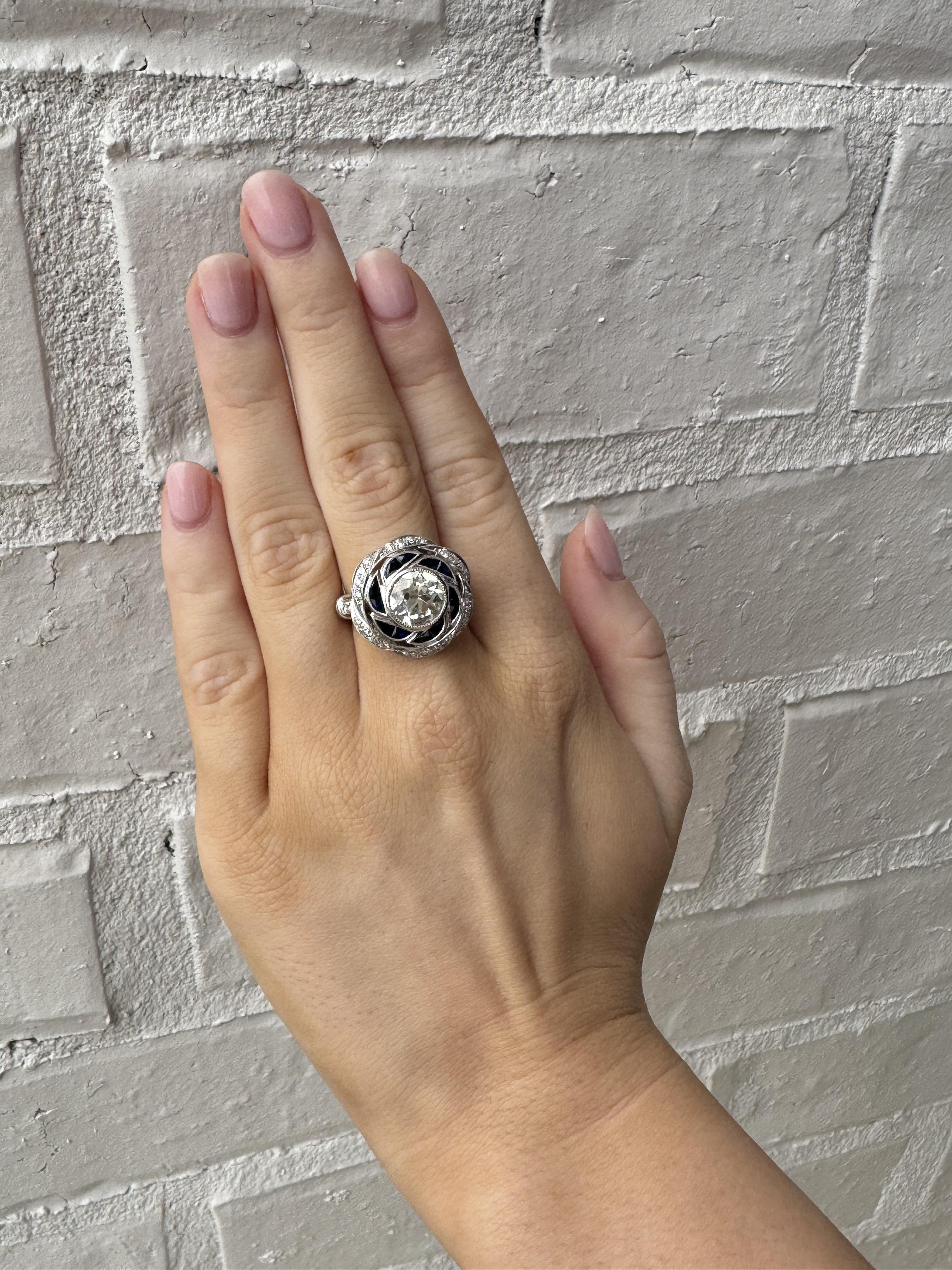 Women's Vintage Art Deco Style 2.06 Carat Old European Cut Diamond and Sapphire Ring For Sale