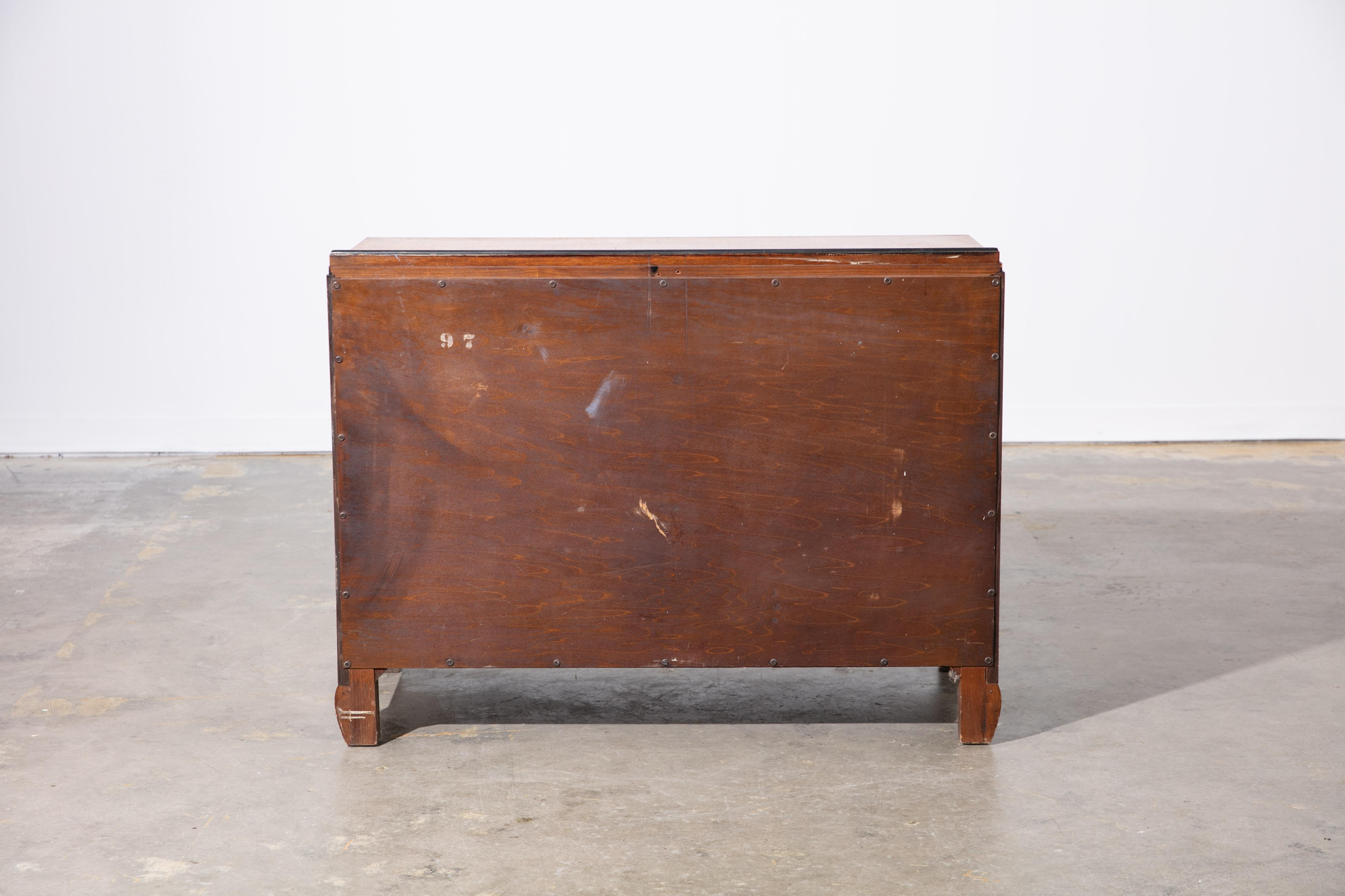 Comò a 3 cassetti in stile Art Déco vintage con dettagli ebanizzati in vendita 4