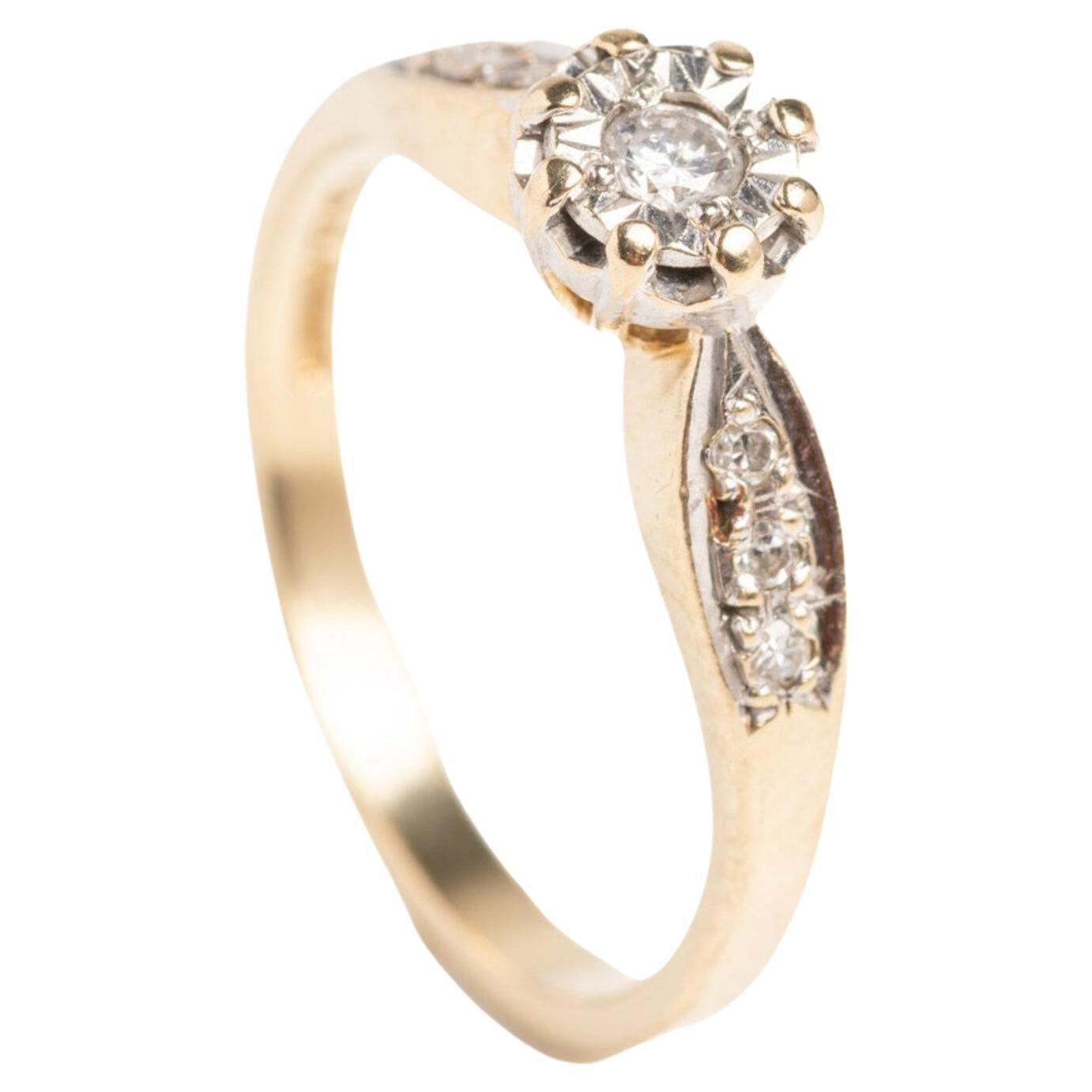 Vintage 9ct Gold Diamond Ring For Sale