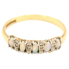 Vintage Art Deco Style 9ct Gold Opal & Diamond Ring