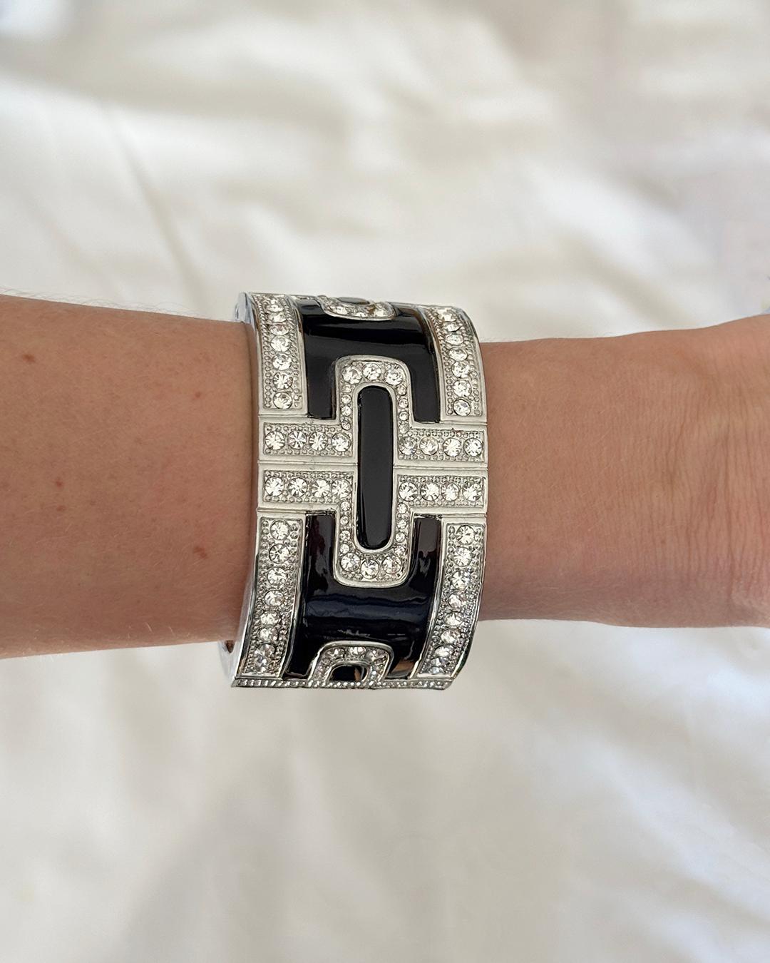 Bracciale vintage con smalto nero in stile Art Déco in vendita 1