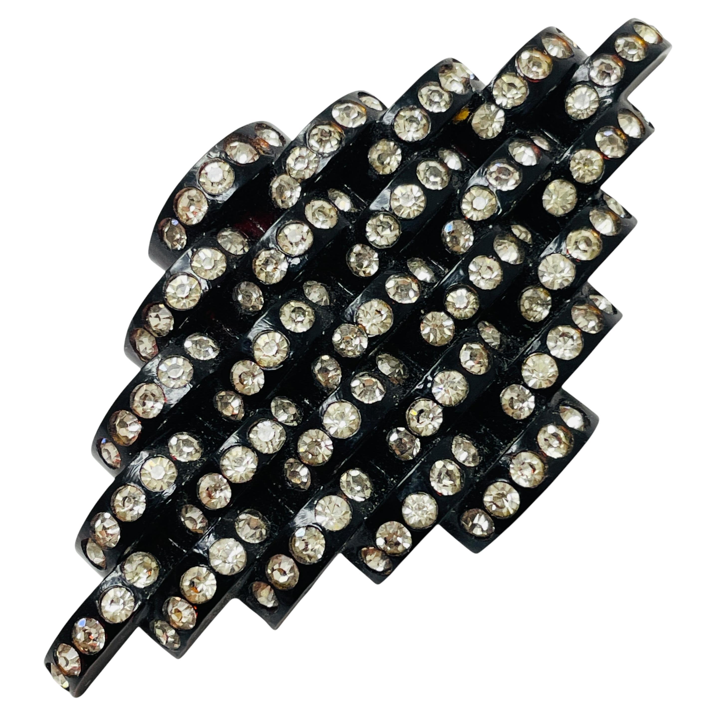 Vintage art deco style black resin rhinestone brooch For Sale