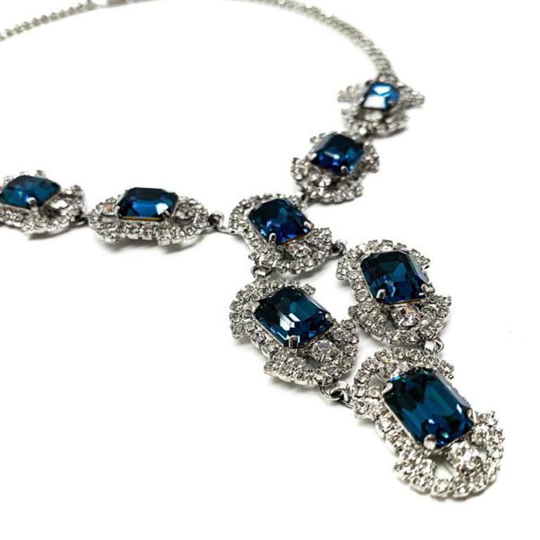 Collar Vintage de Cristal Azul y Blanco Estilo Art Decó Años 50 en Bueno estado para la venta en Wilmslow, GB