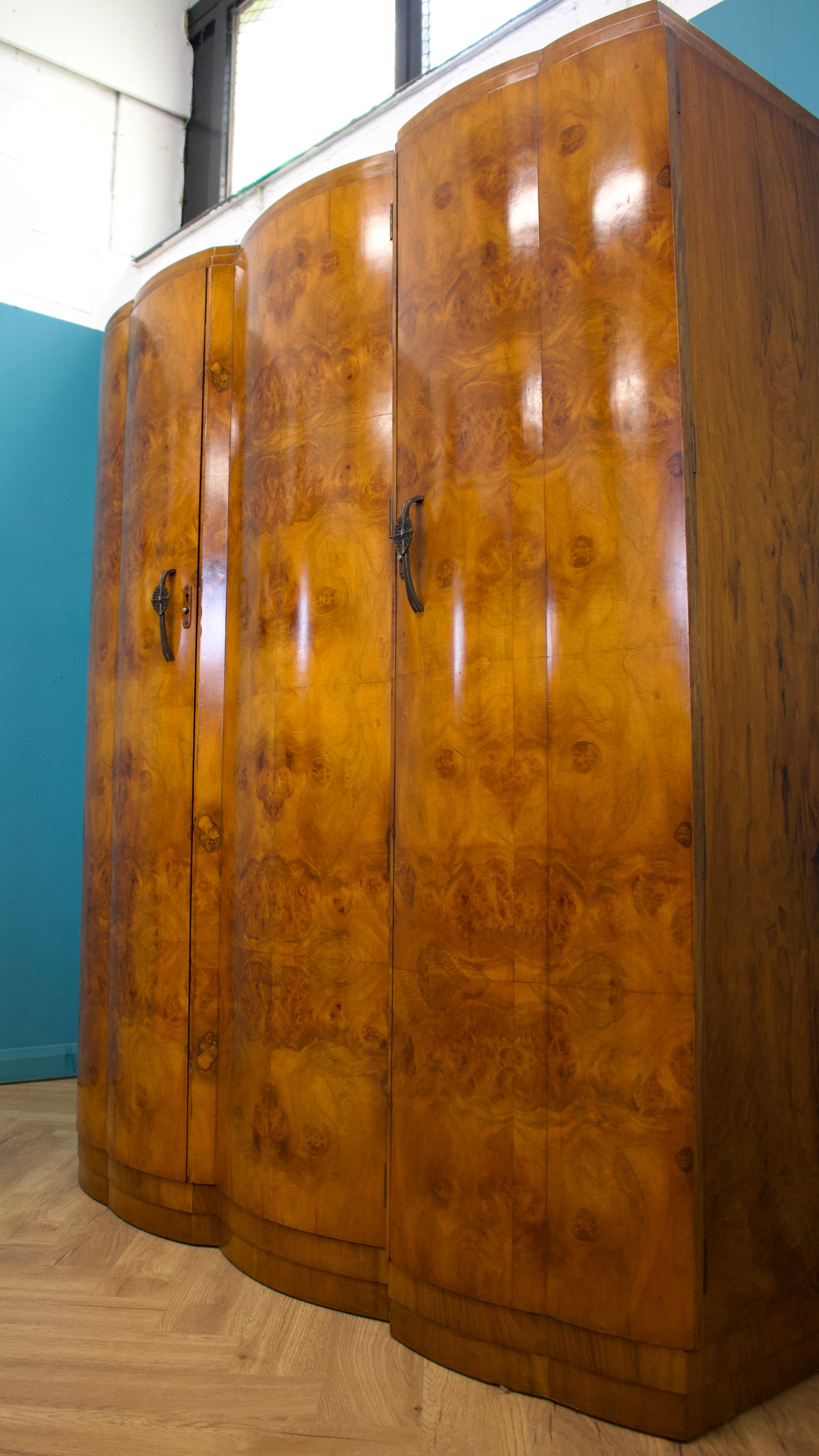 Vintage Art Deco Style Burr Walnut Wardrobe, 1950s im Angebot 2