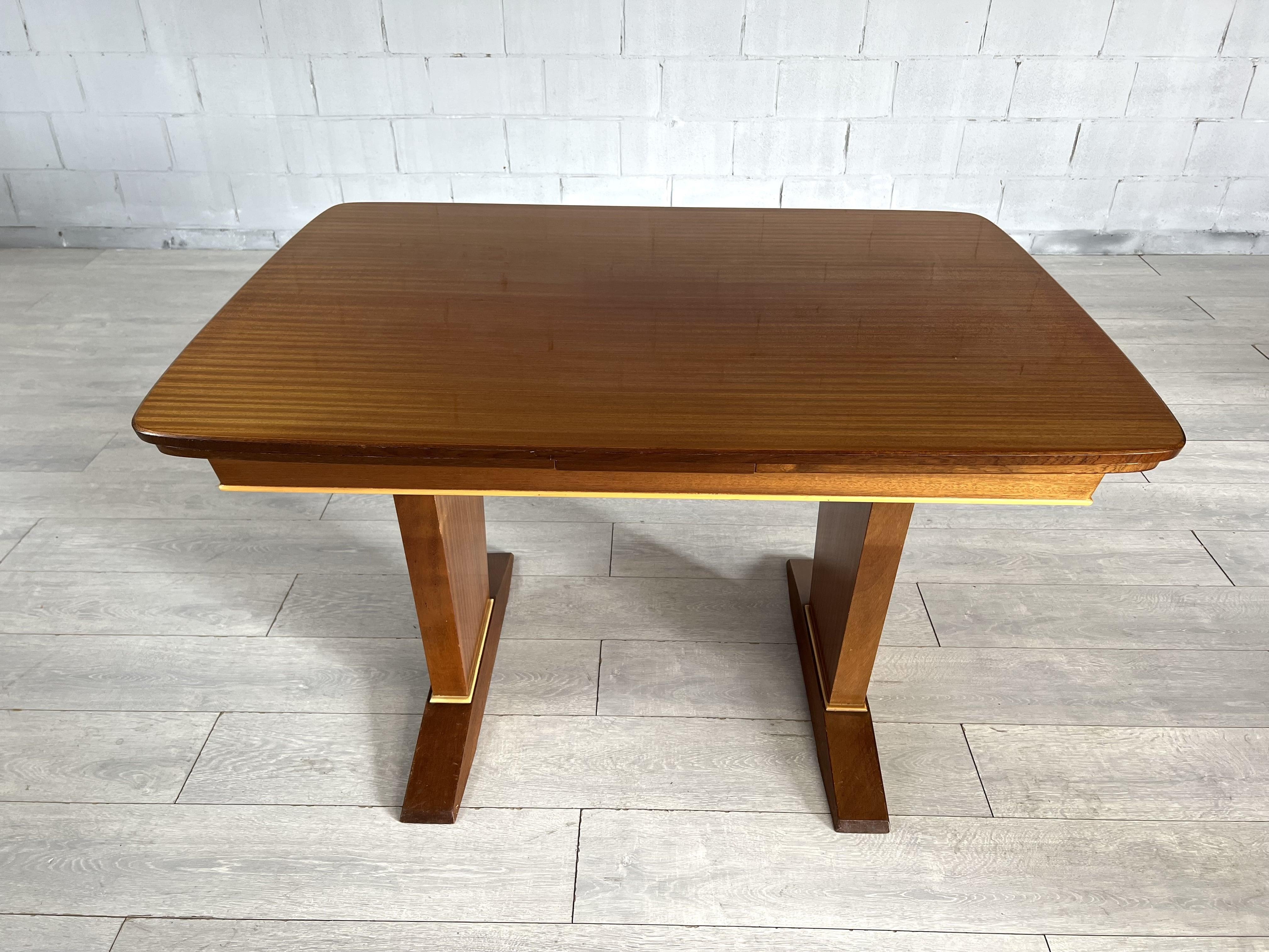 20th Century Vintage Art Deco Style Extendable Fruit Wood Dining Table