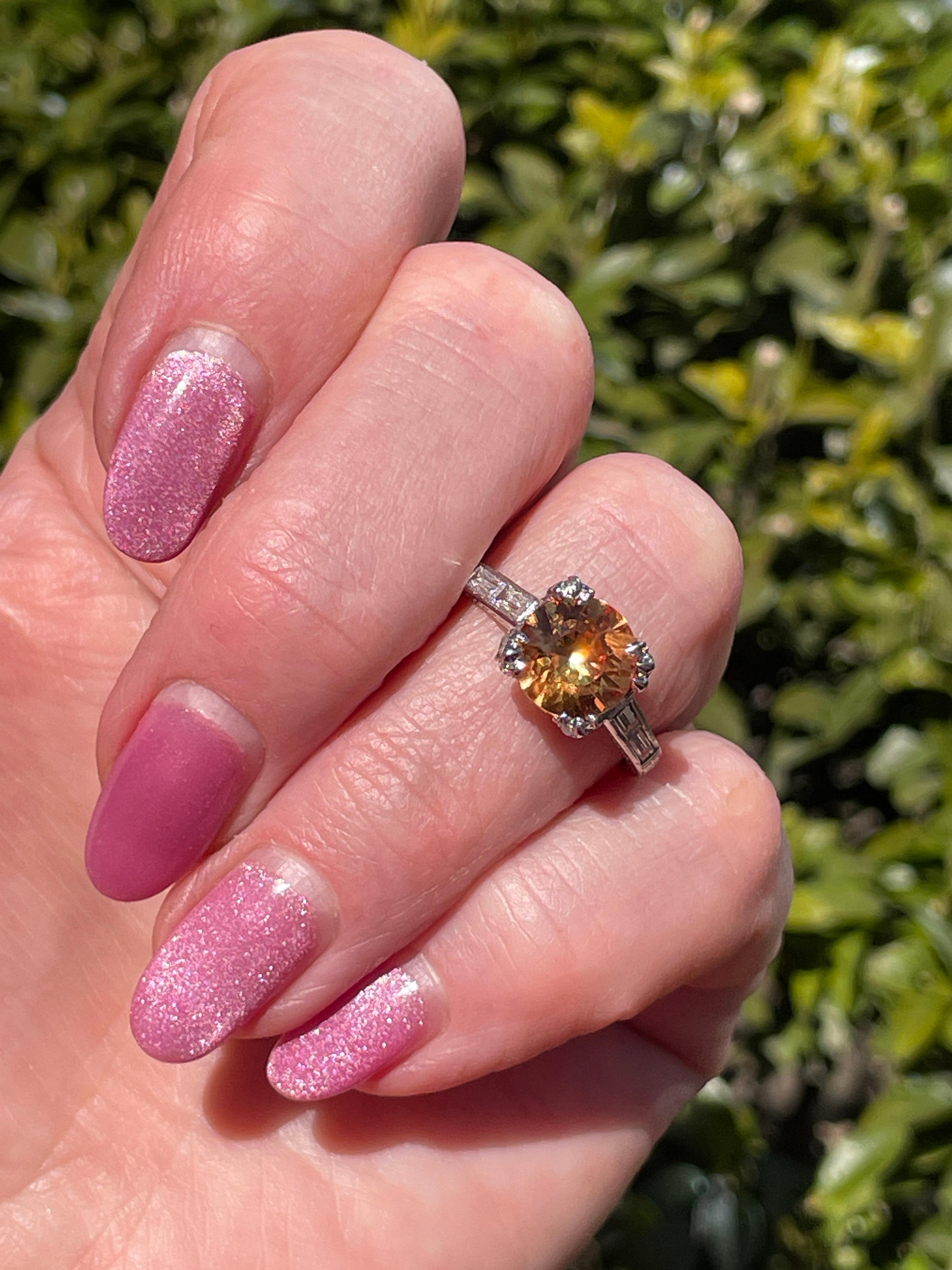 Vintage Art-Deco Style GIA 3.35ct Orange Round  Sapphire Diamond Platinum Ring For Sale 10