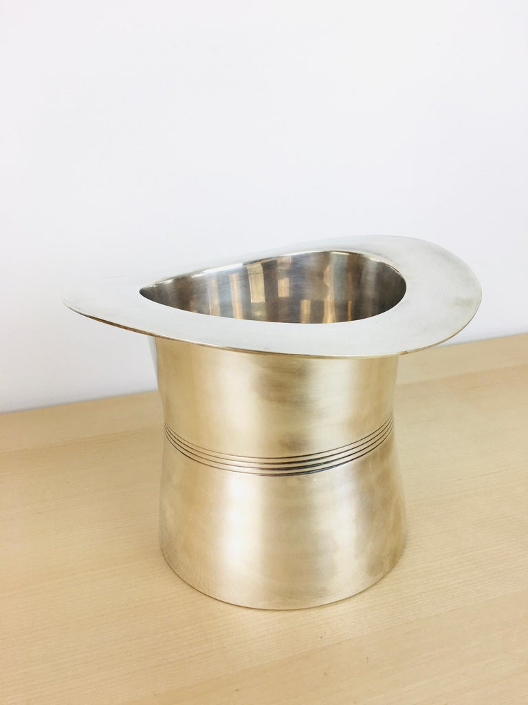 Vintage Art Deco Style Silverplated Top Hat Ice Bucket For Sale at 1stDibs