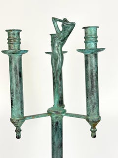 Candelabro d'epoca a tre bracci in stile Art Deco in ottone con patina di Verdigris