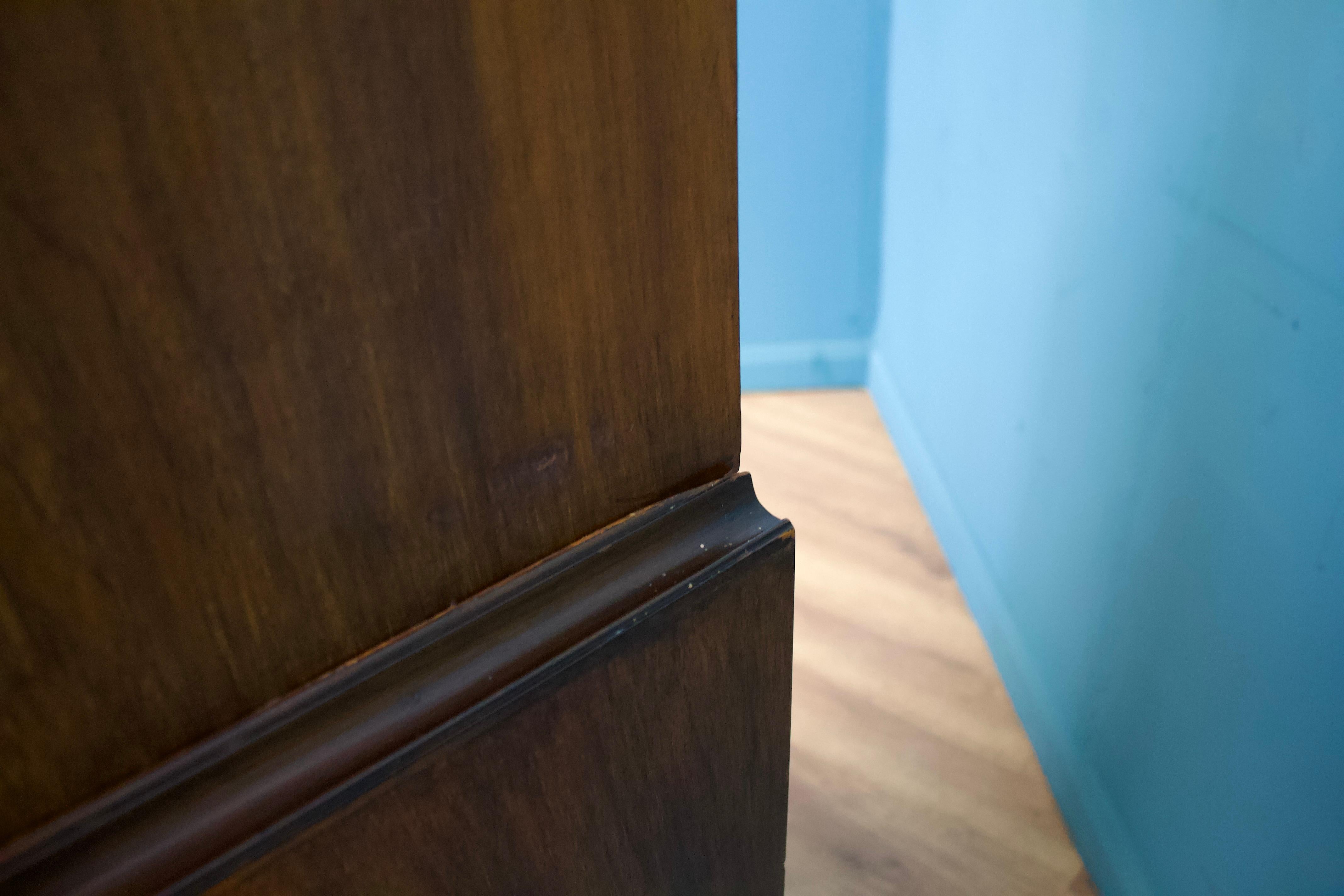 Pressa da tavolo in noce in stile Art Deco, anni '50 in vendita 4