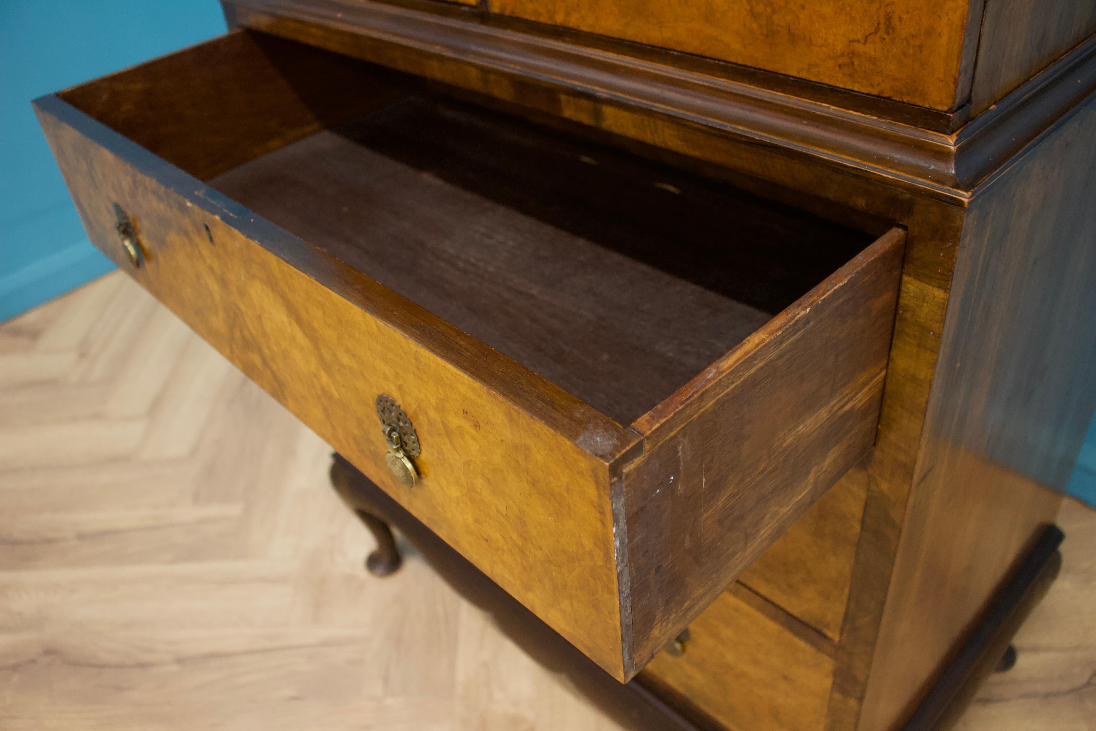 Legno Pressa da tavolo in noce in stile Art Deco, anni '50 in vendita