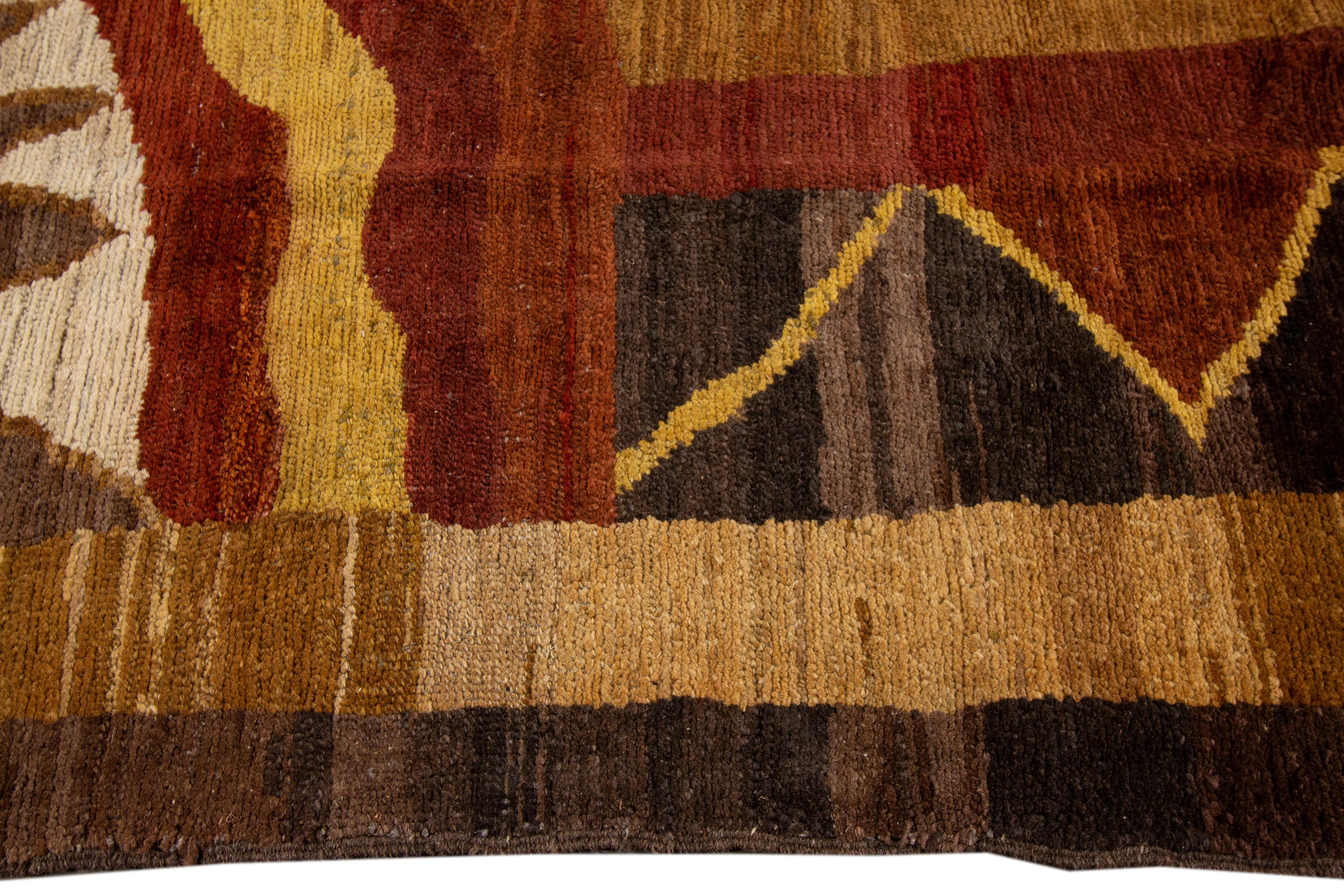 Vintage Art Deco Style Handamde Brown Wool Rug In Good Condition For Sale In Norwalk, CT