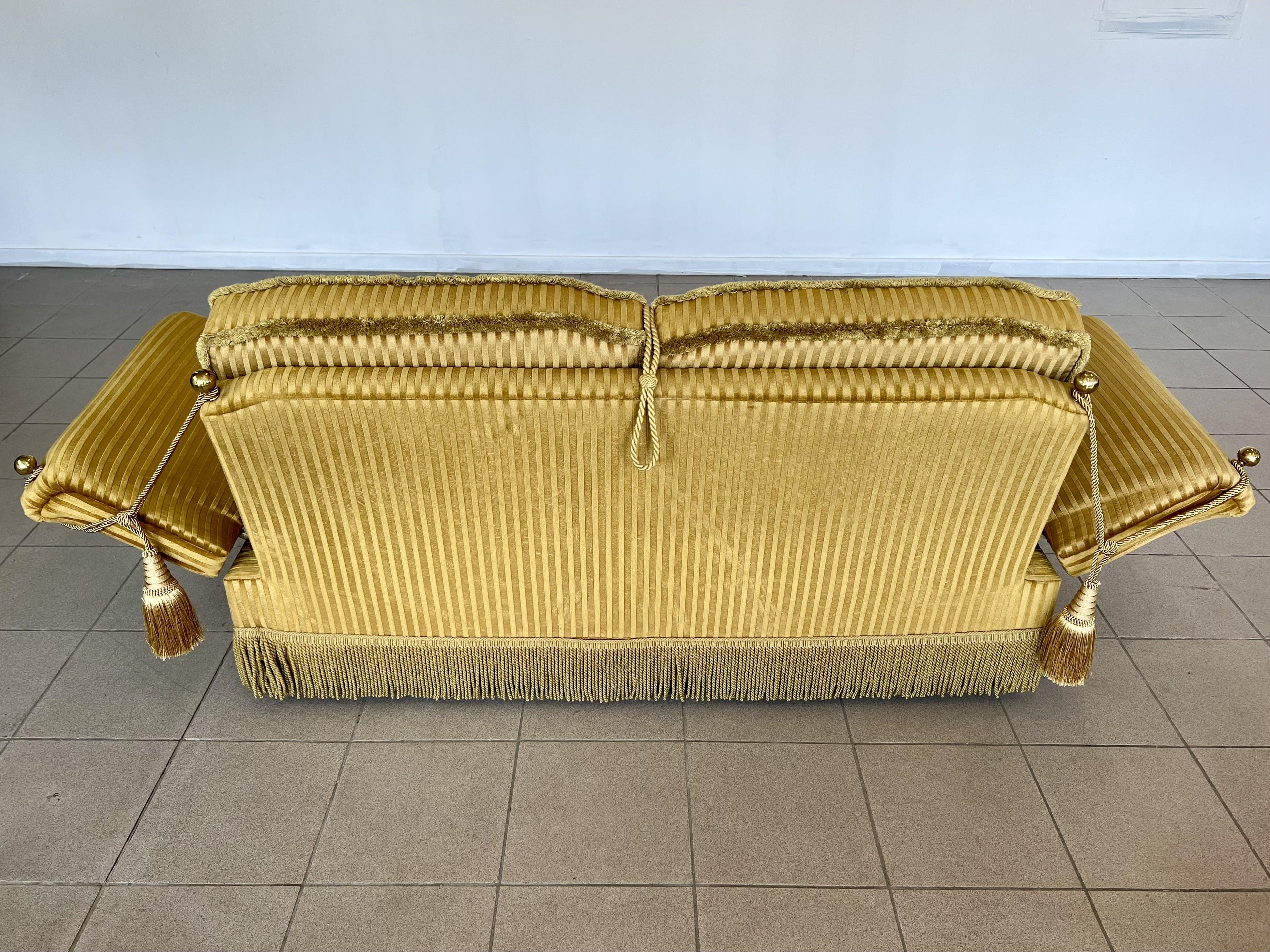 Vintage Art Deco Styled Adjustable Sofa Bed With Cushions and Fringes For Sale 7
