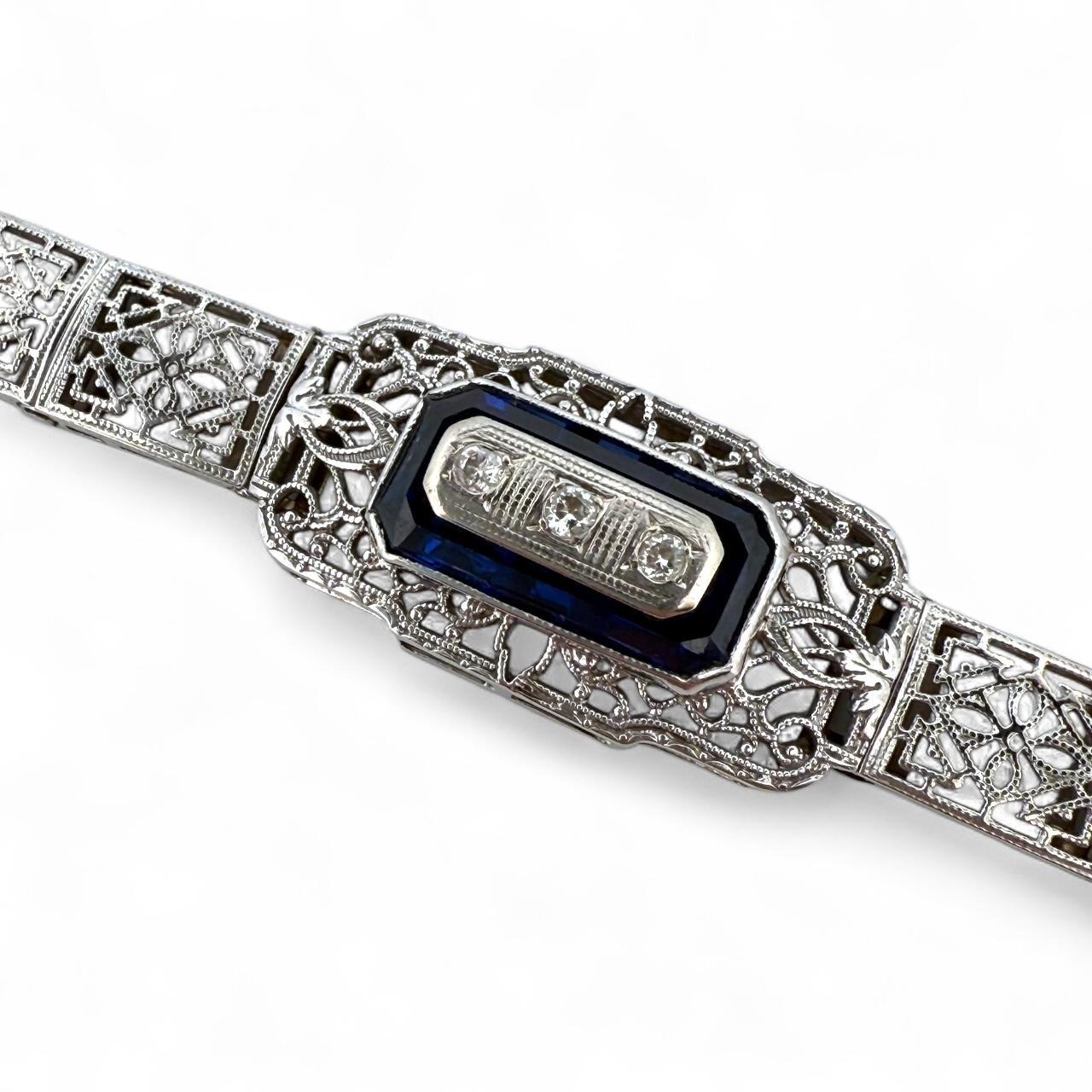 Vintage Art Deco Synthetischer Saphir & Diamant Filigran-Armband 14K Weißgold im Zustand „Gut“ in Montgomery, AL
