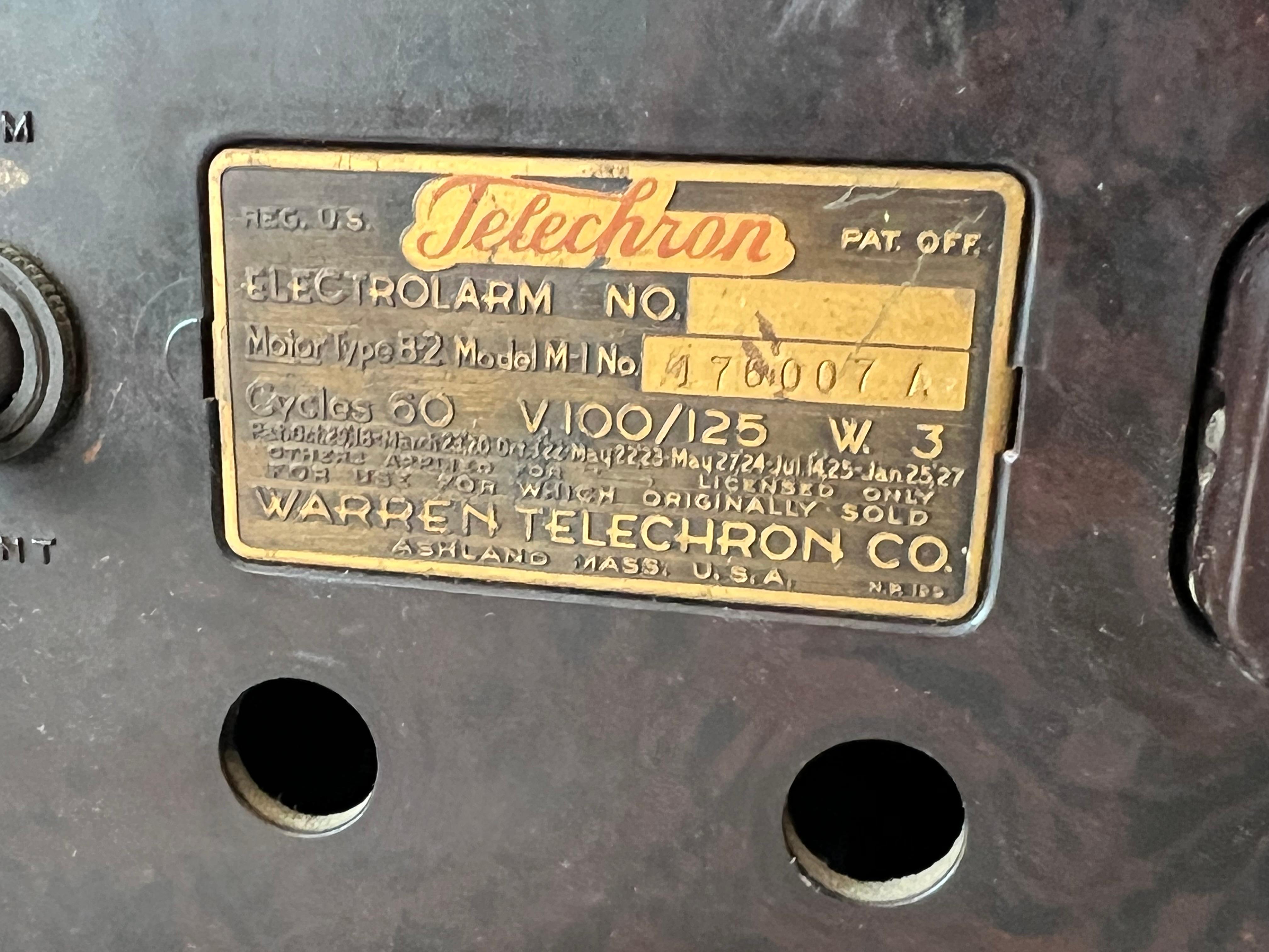 Elettroallarme Telechron d'epoca in stile Art Deco  Orologio da tavolo grattacielo in bachelite in vendita 4