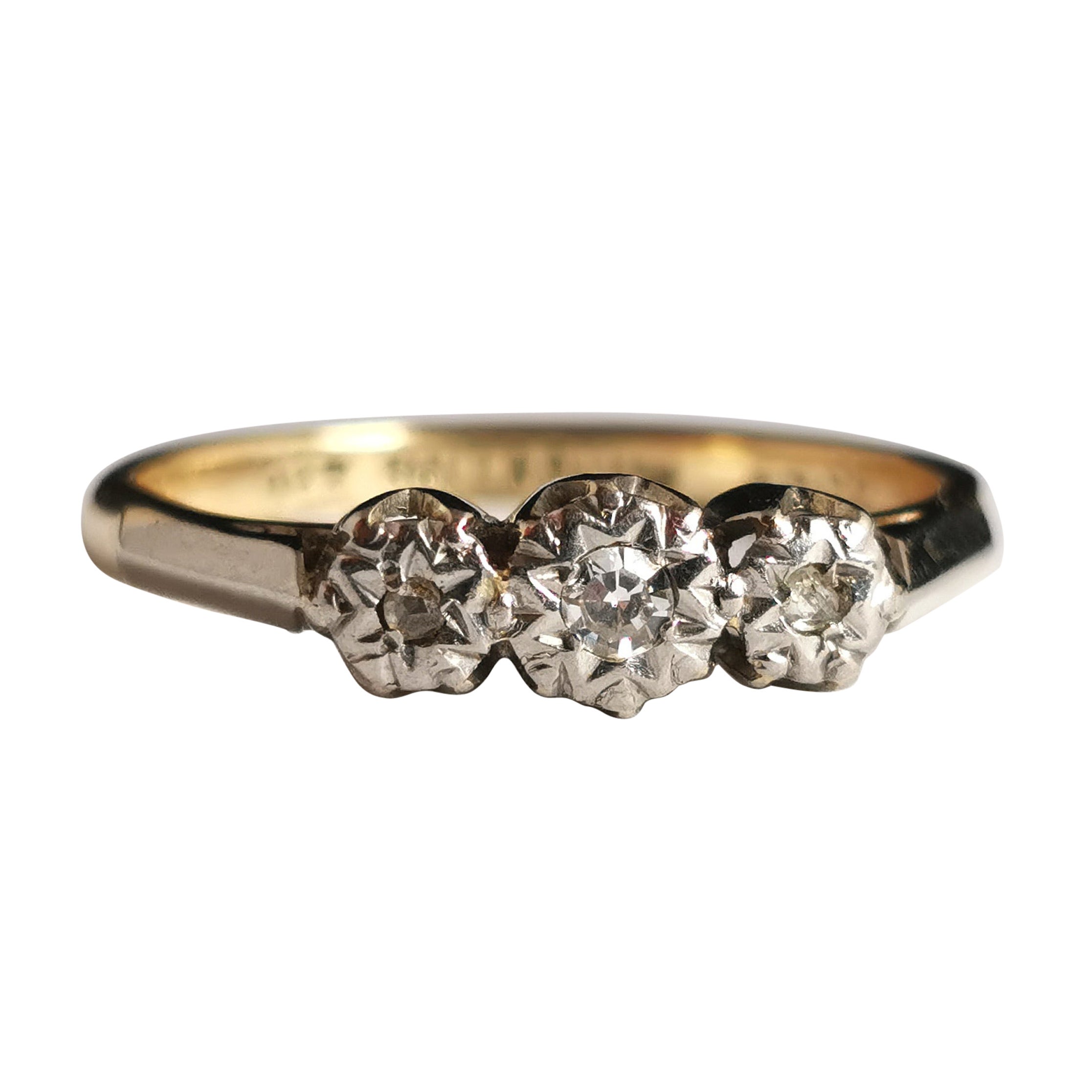 Vintage Art-Déco-Diamantring mit drei Steinen, 9k Gold und Palladium