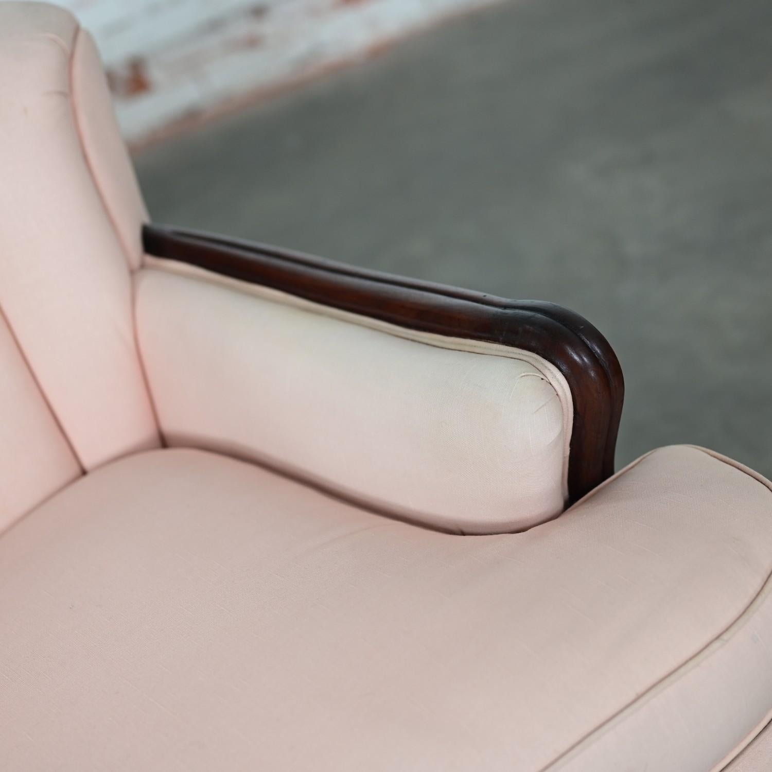 Vintage Art Deco - Art Nouveau Divano con schienale incanalato rosa Solo braccioli in noce in vendita 9