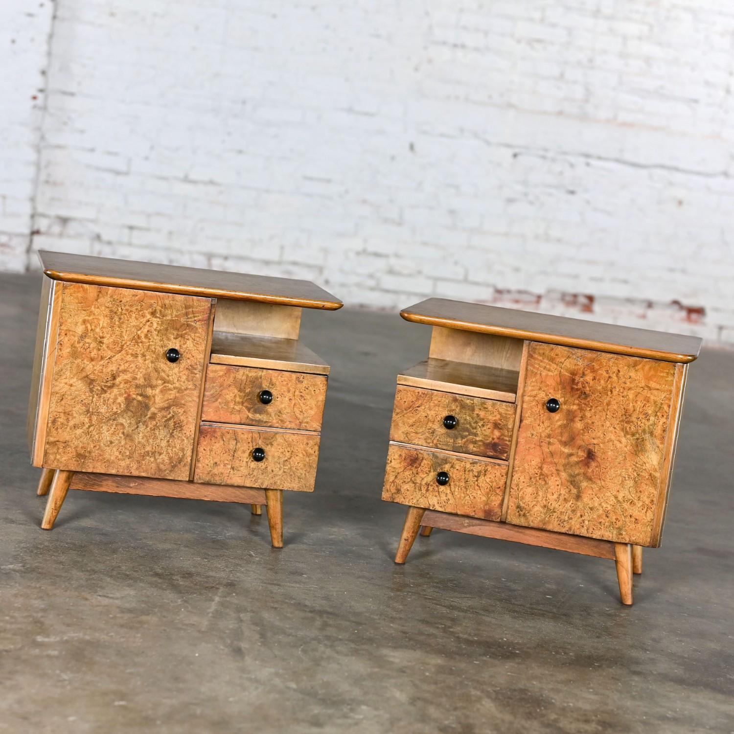 Lovely vintage Art Deco to MCM or Mid-Century Modern low asymmetrical nightstands or end tables, a pair. Beautiful condition, keeping in mind that these are vintage and not new so will have signs of use and wear even if it has been refinished or