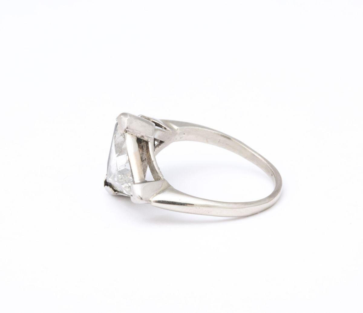 Women's Vintage Art Deco Triangular Diamond and Onyx Platinum Ring