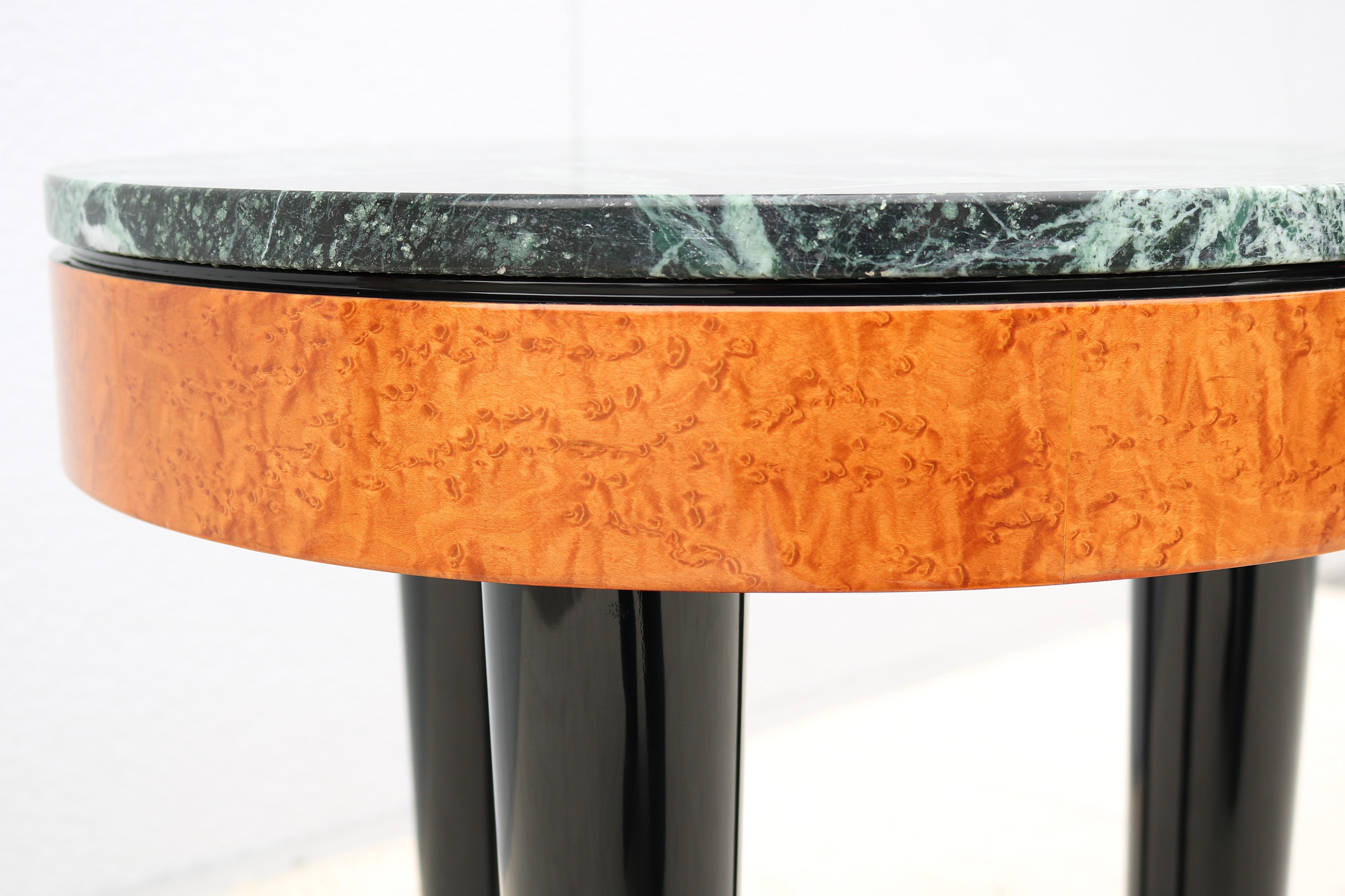 Table d'appoint vintage Art déco Enrique Garcel à trois pieds en broussin et plateau en marbre vert en vente 12