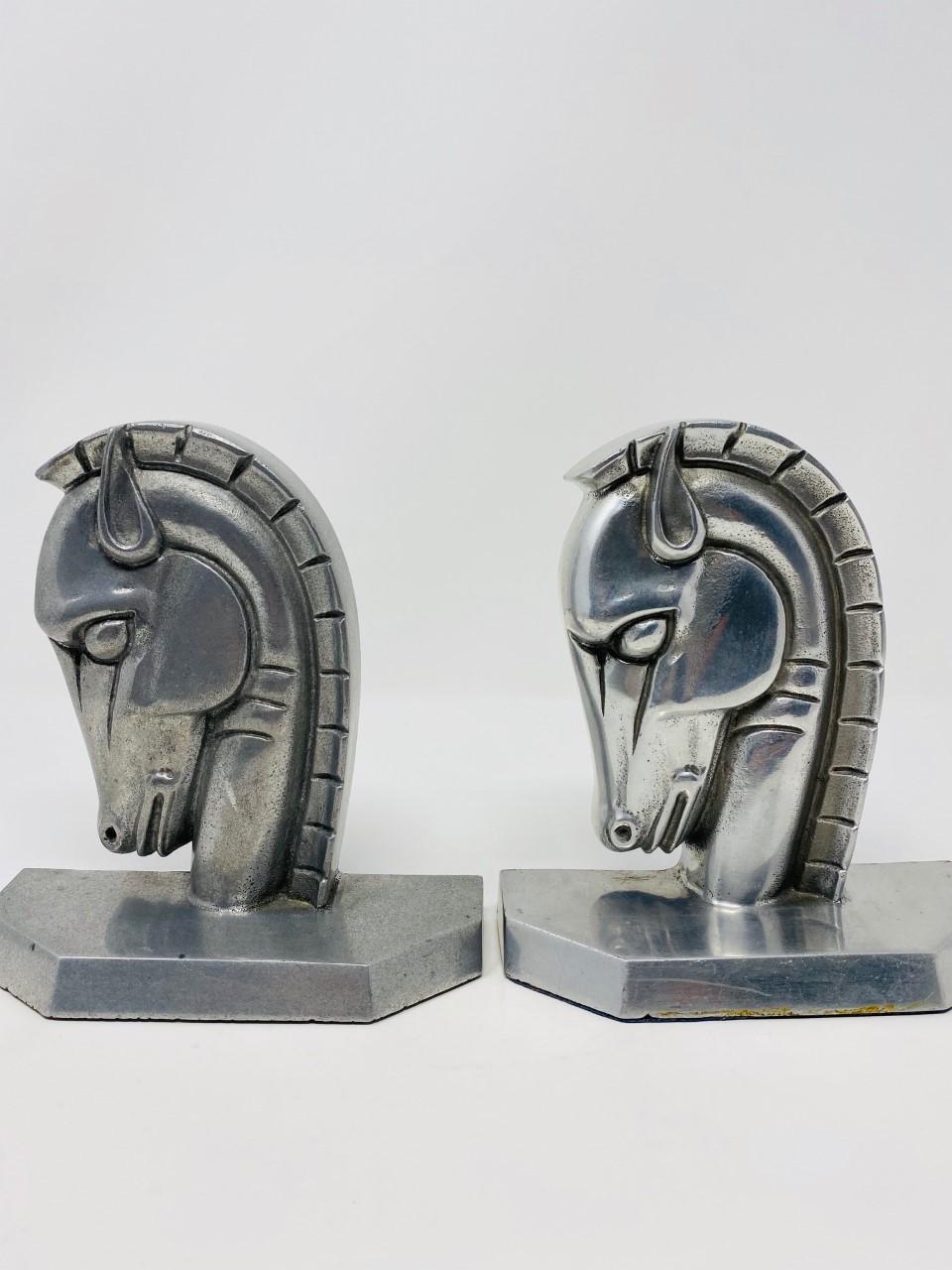 Vintage Art Deco Trojan Horse Head Bookends In Good Condition In San Diego, CA