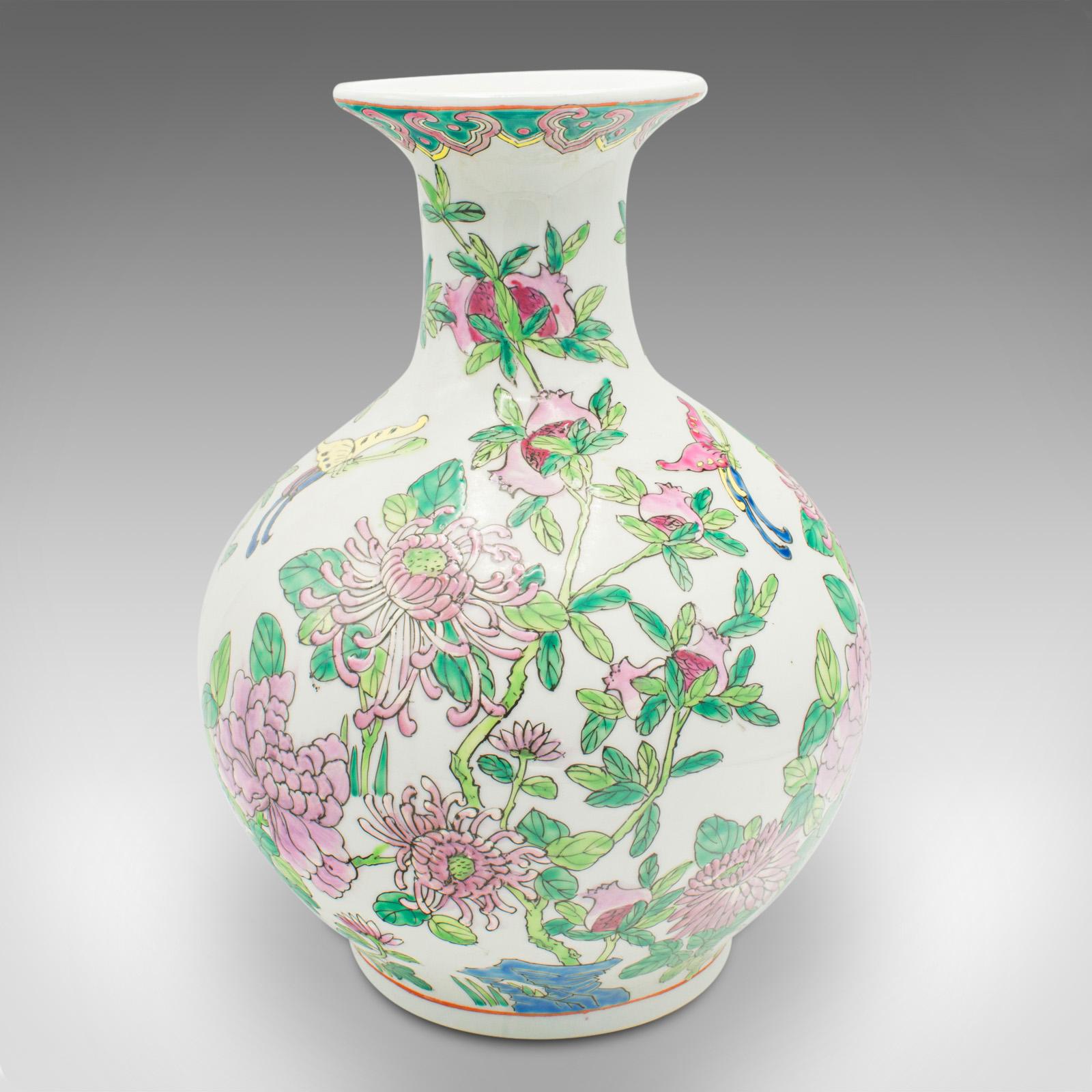 Vintage Art Deco Vase, Chinese, Ceramic, Baluster, Polychrome Finish, circa 1940 For Sale 1
