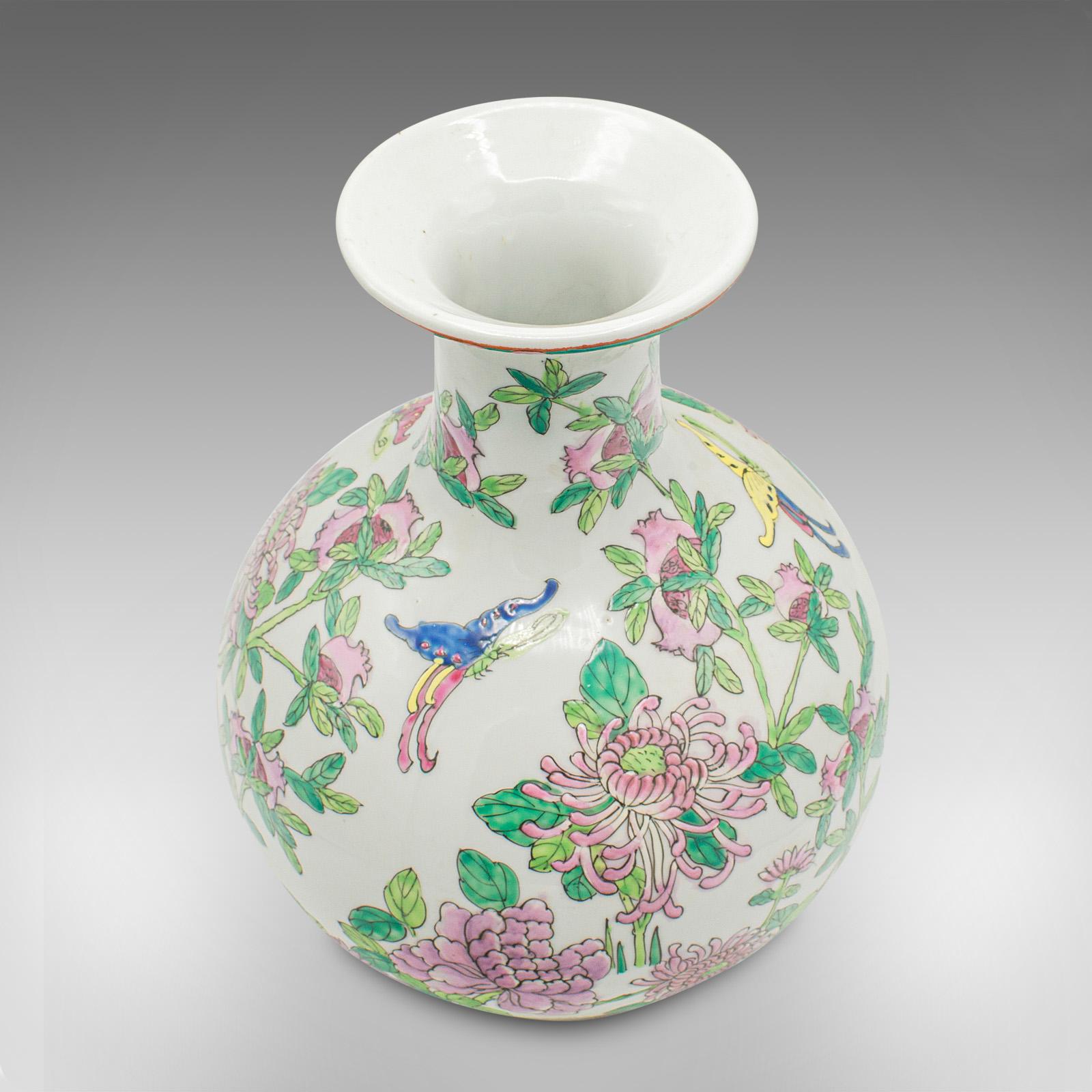 Vintage Art Deco Vase, Chinese, Ceramic, Baluster, Polychrome Finish, circa 1940 For Sale 2