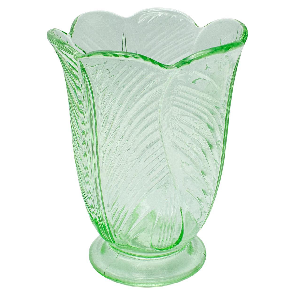 Vaso d'epoca Art Deco, inglese, a forma di tulipano, vaso da fiori in vetro, inizio XX secolo in vendita