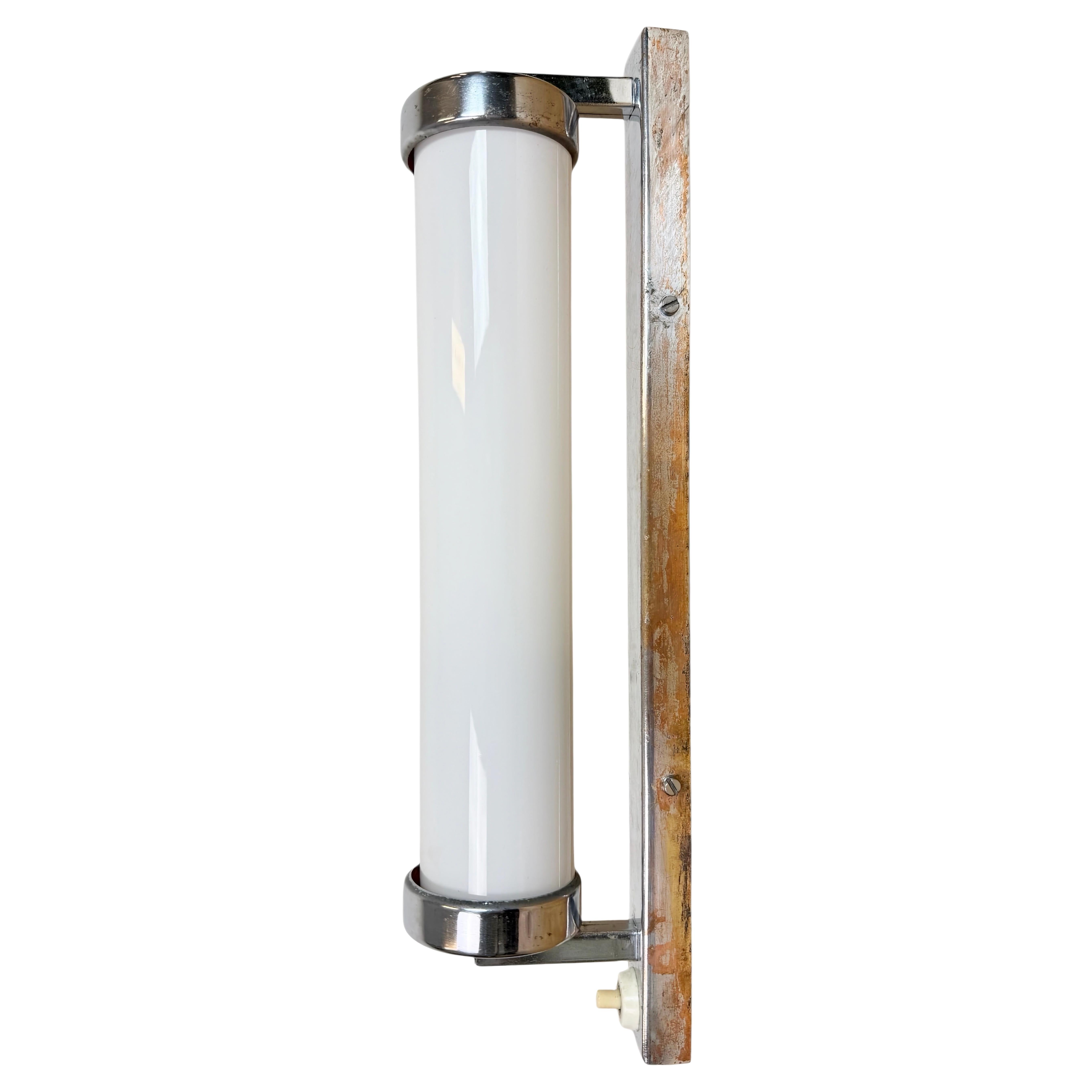 Vintage Art Deco Wall Light with Opal Glass, 1930s