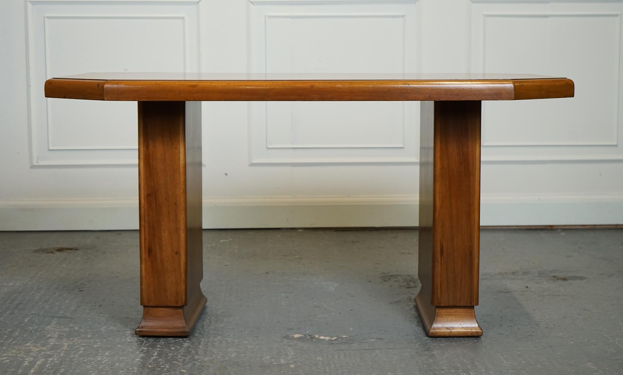 Hand-Crafted VINTAGE ART DECO WALNUT DINiNG TABLE 4 TO 6 PERSON J1 For Sale