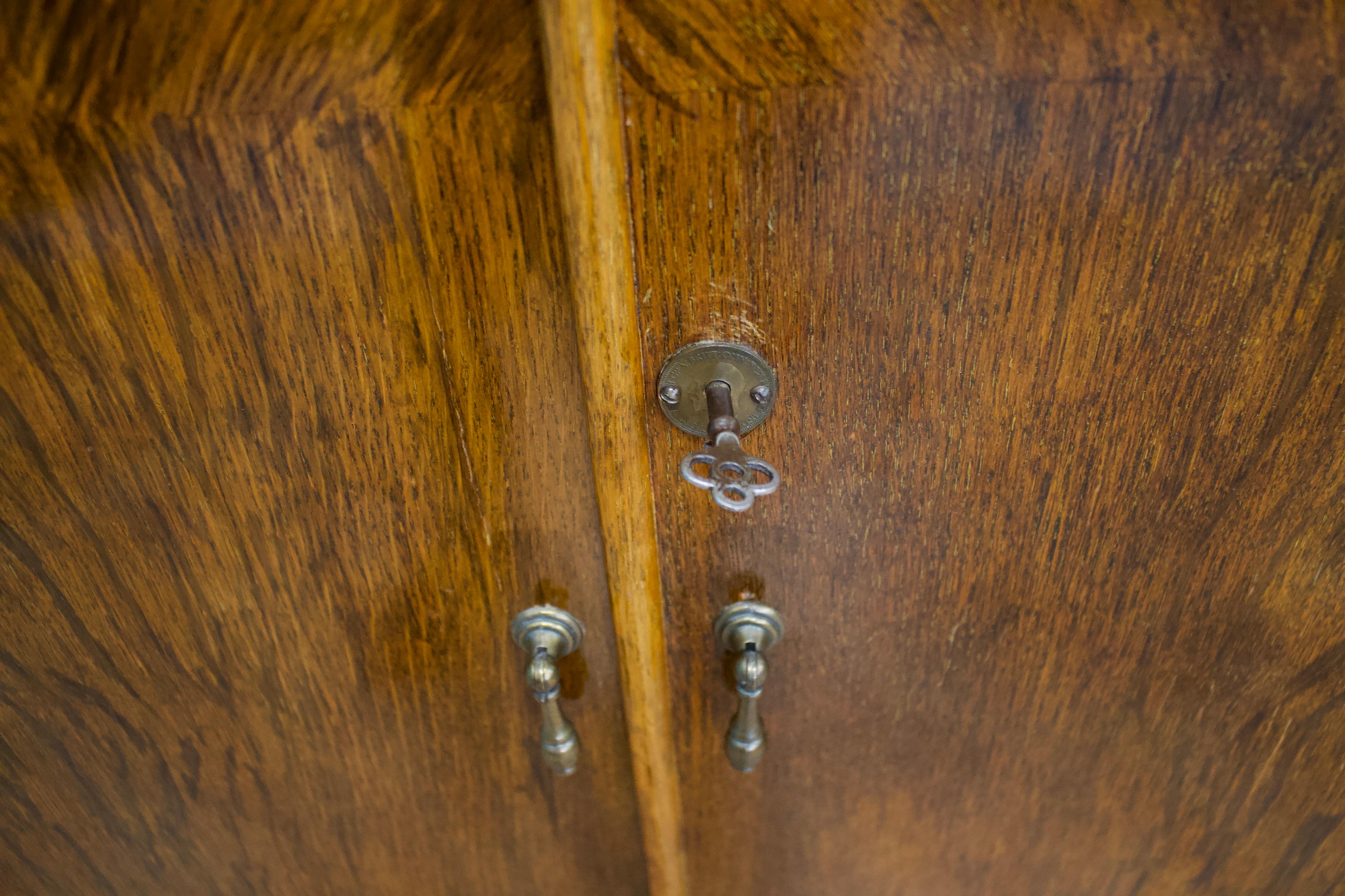 Vintage Art Deco Walnut Tallboy / Linen Cabinet Press, 1930s For Sale 3