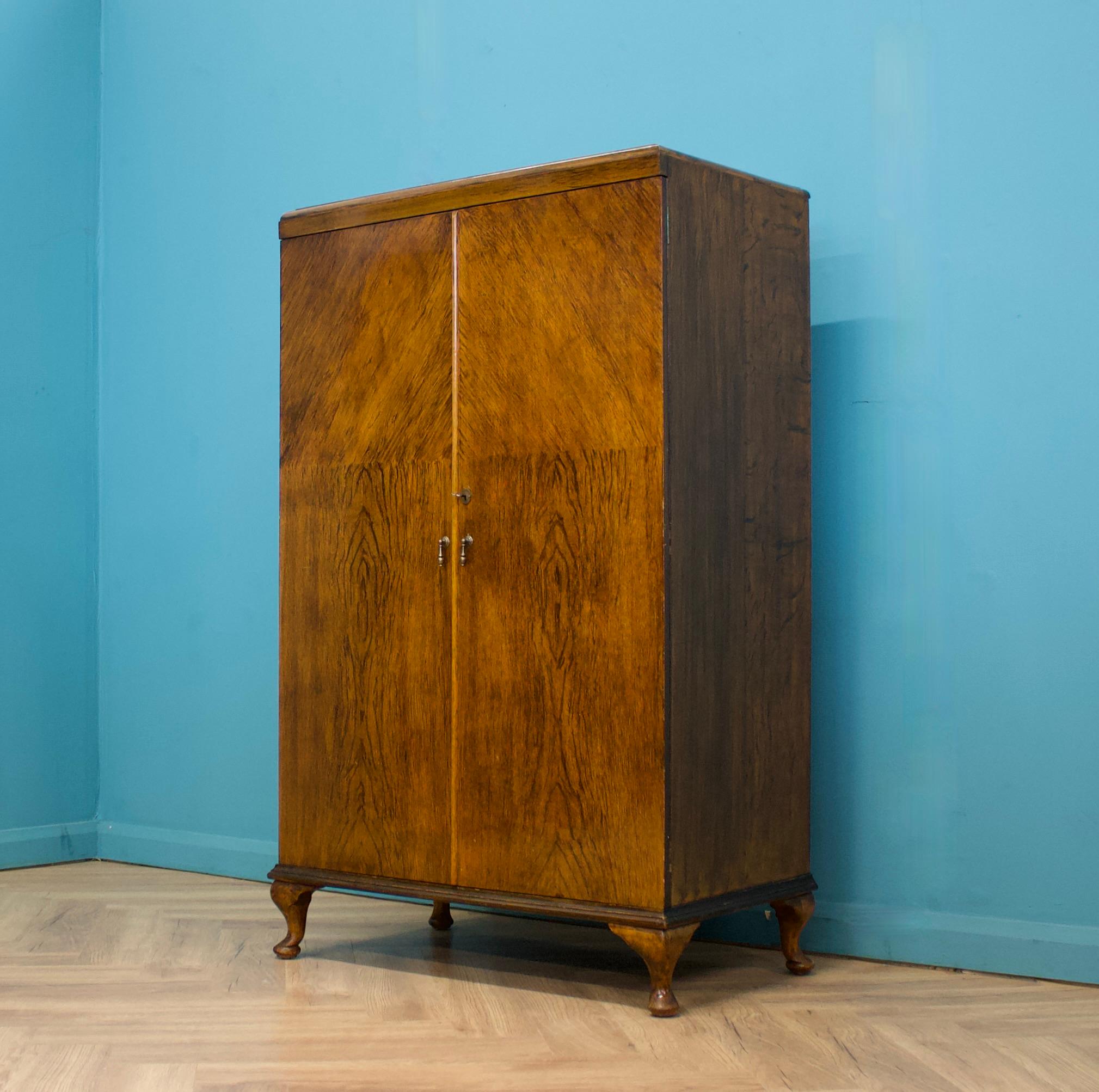 Vintage Art Deco Walnut Tallboy / Linen Cabinet Press, 1930s In Good Condition For Sale In South Shields, GB