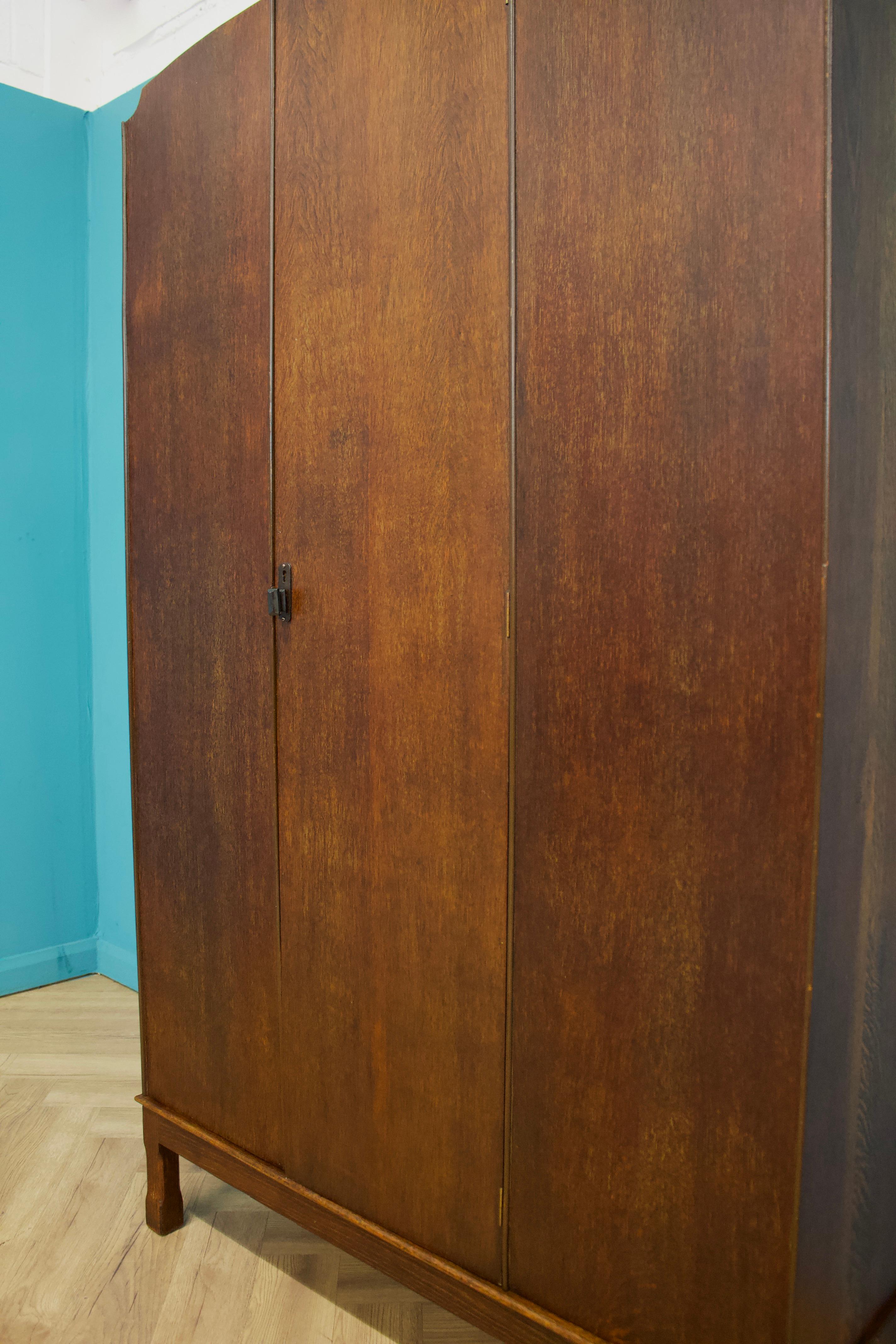 Wood Vintage Art Deco Wardrobe in Oak in the manner of Heals, 1930s