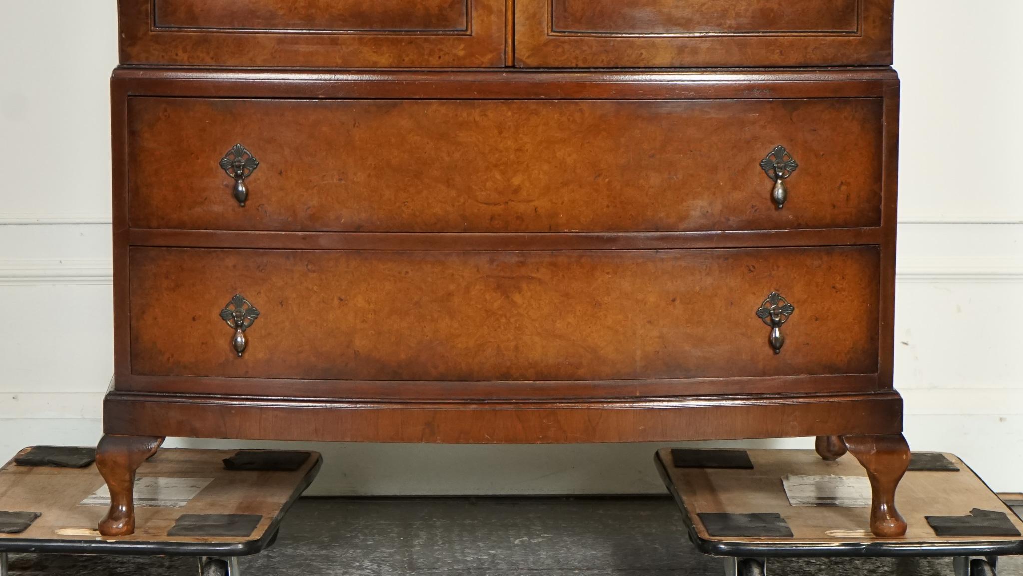 ViNTAGE ARTE DECO ARMARIO HECHO POR MAPLE & CO DOS CAJONES GRANDES PATAS DE REINA ANNE Hecho a mano en venta