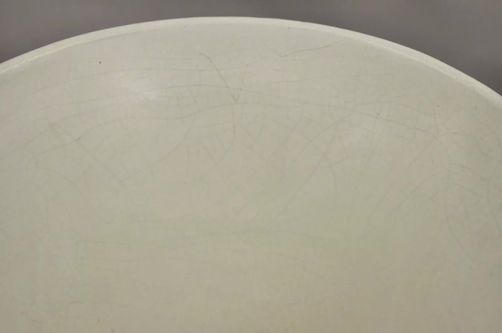Vaso d'epoca Art Deco in ceramica smaltata bianca alto 15