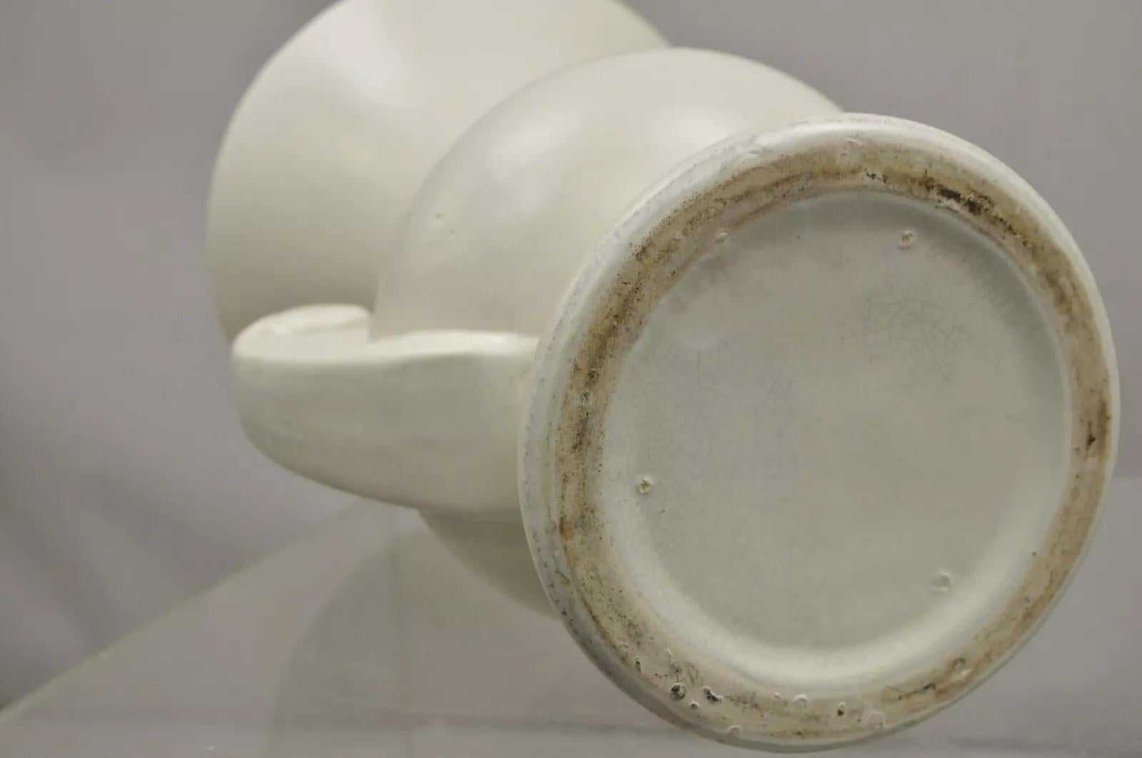 Vaso d'epoca Art Deco in ceramica smaltata bianca alto 15
