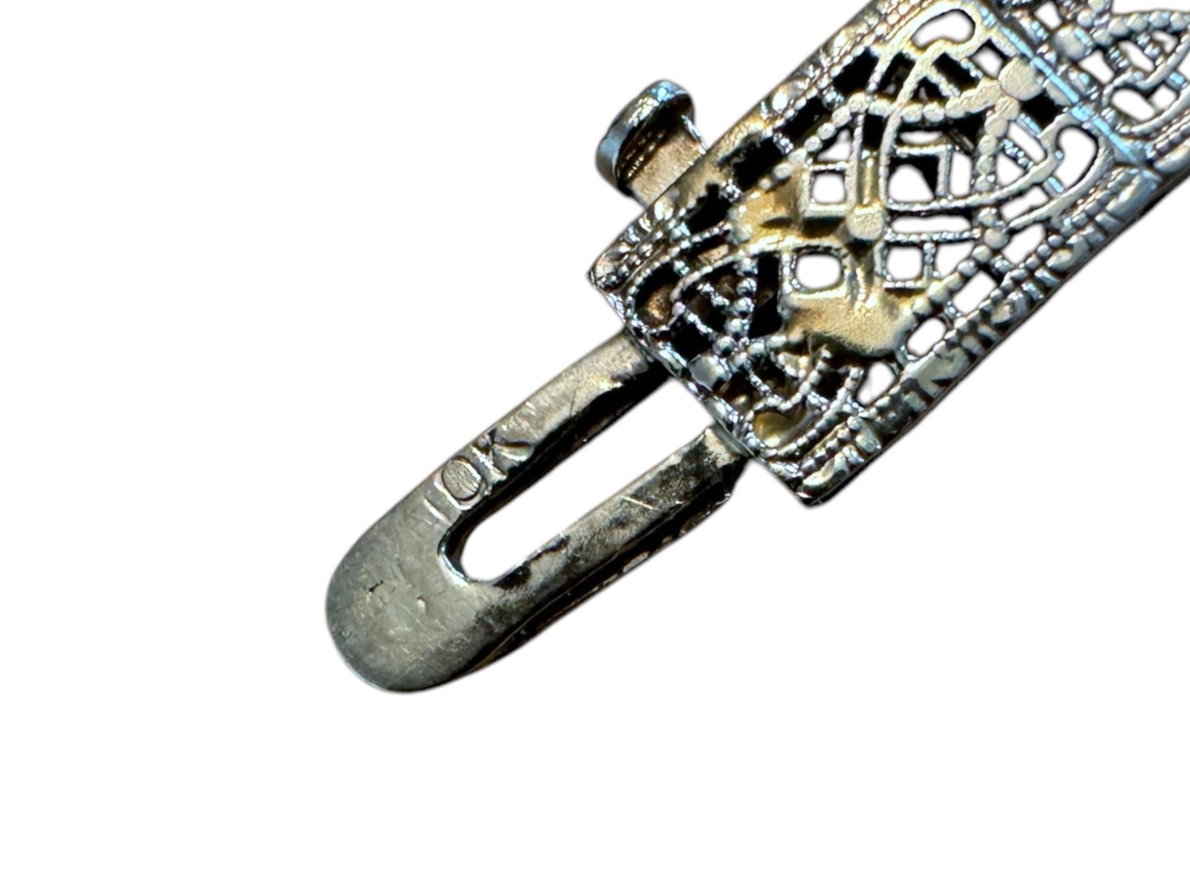 Vintage Art Deco White Gold Filigree Diamond Bracelet For Sale 3