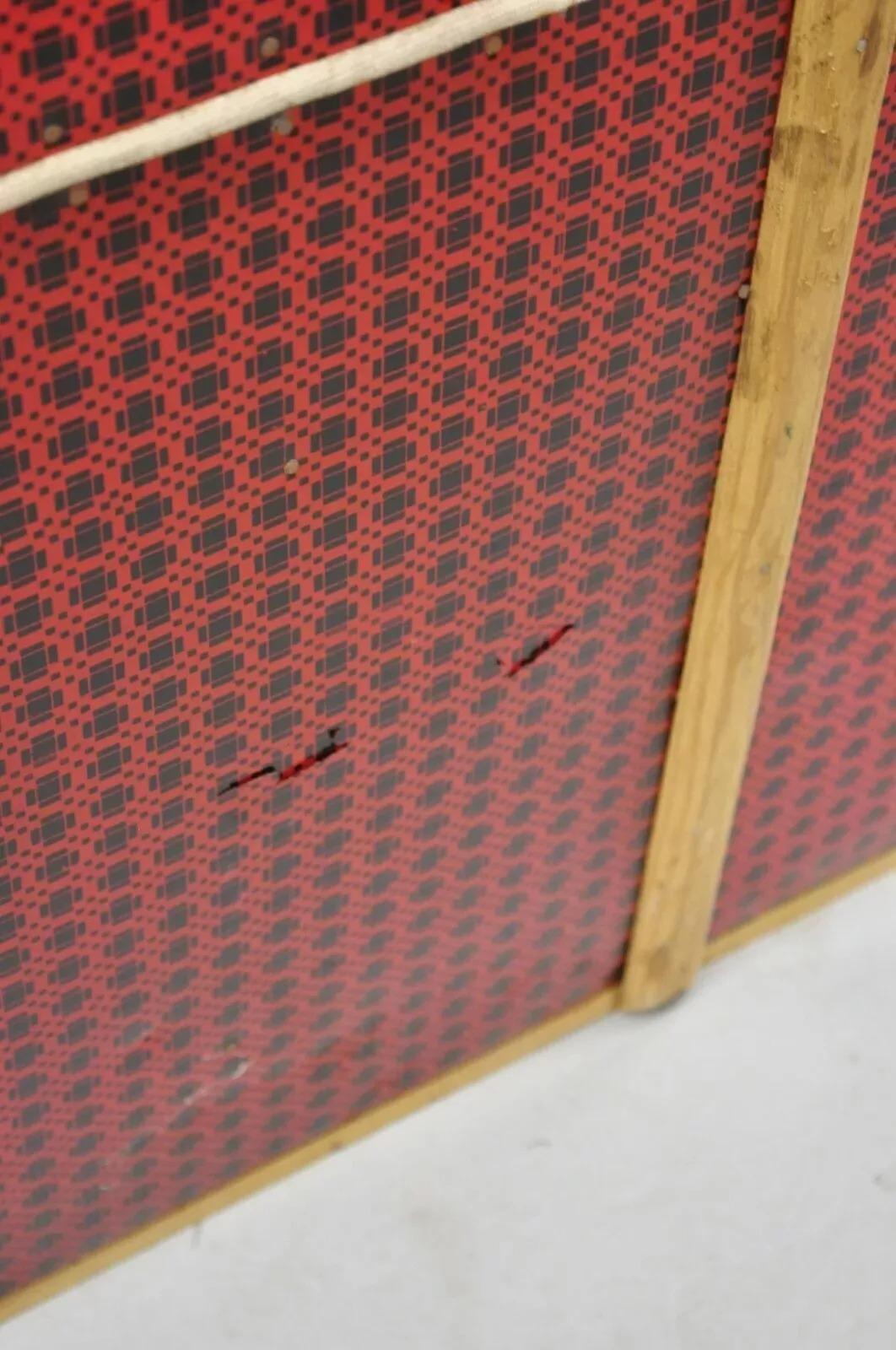 Vintage Art Deco Wood and Tin Metal Wrapped Red Faux Cane Wicker Chest Trunk Box For Sale 4