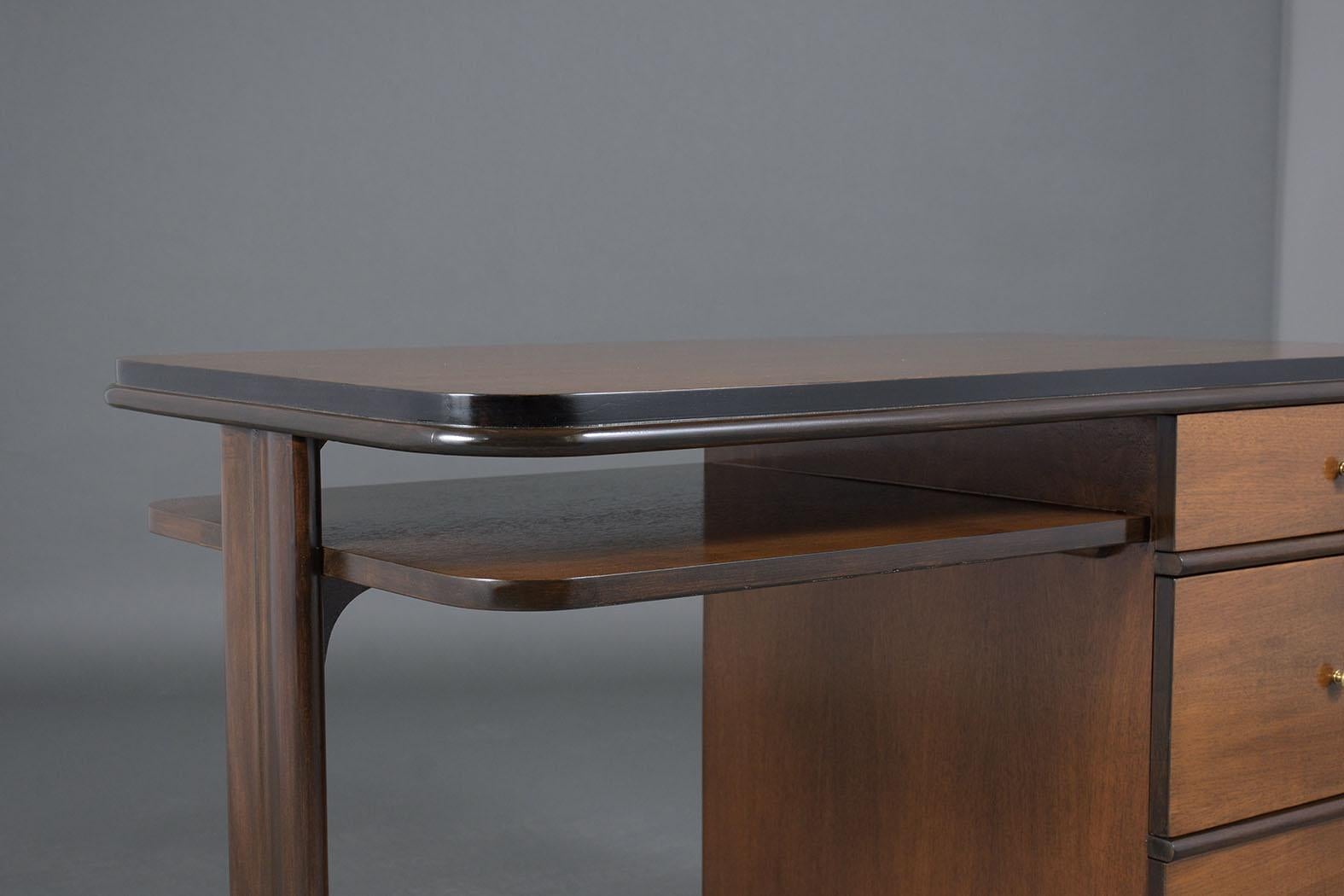 1950s Art Deco Pedestal Desk in Walnut & Ebonized Finish with Brass Accents For Sale 3