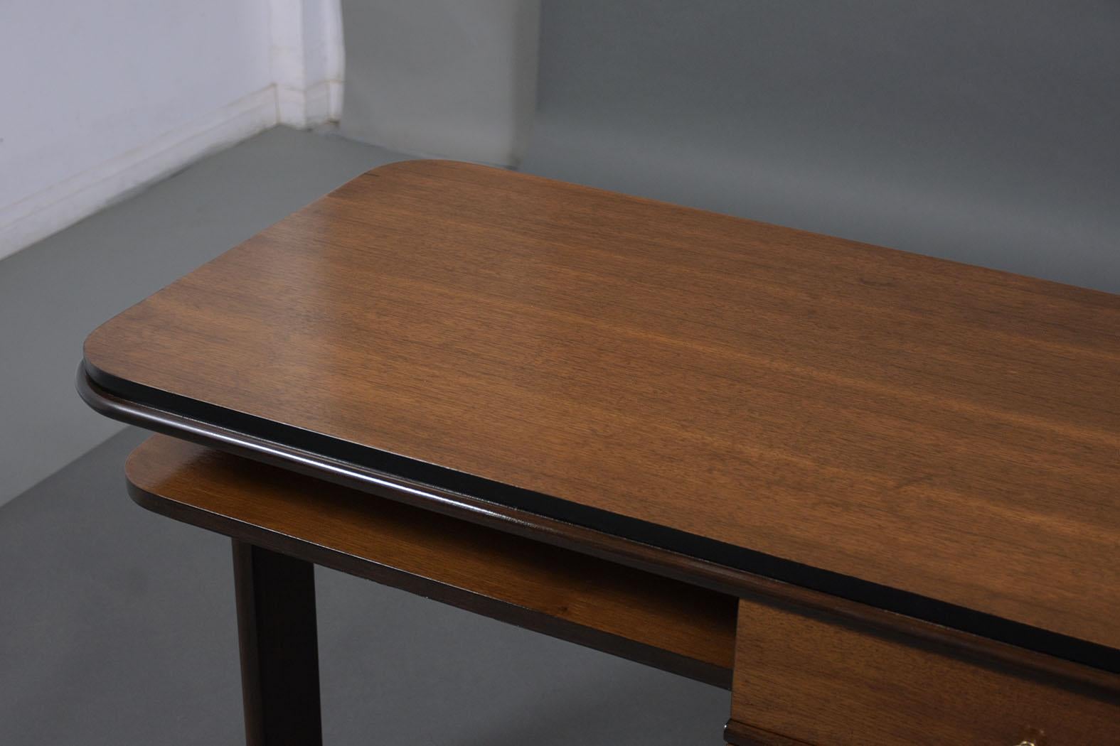 1950s Art Deco Pedestal Desk in Walnut & Ebonized Finish with Brass Accents For Sale 2