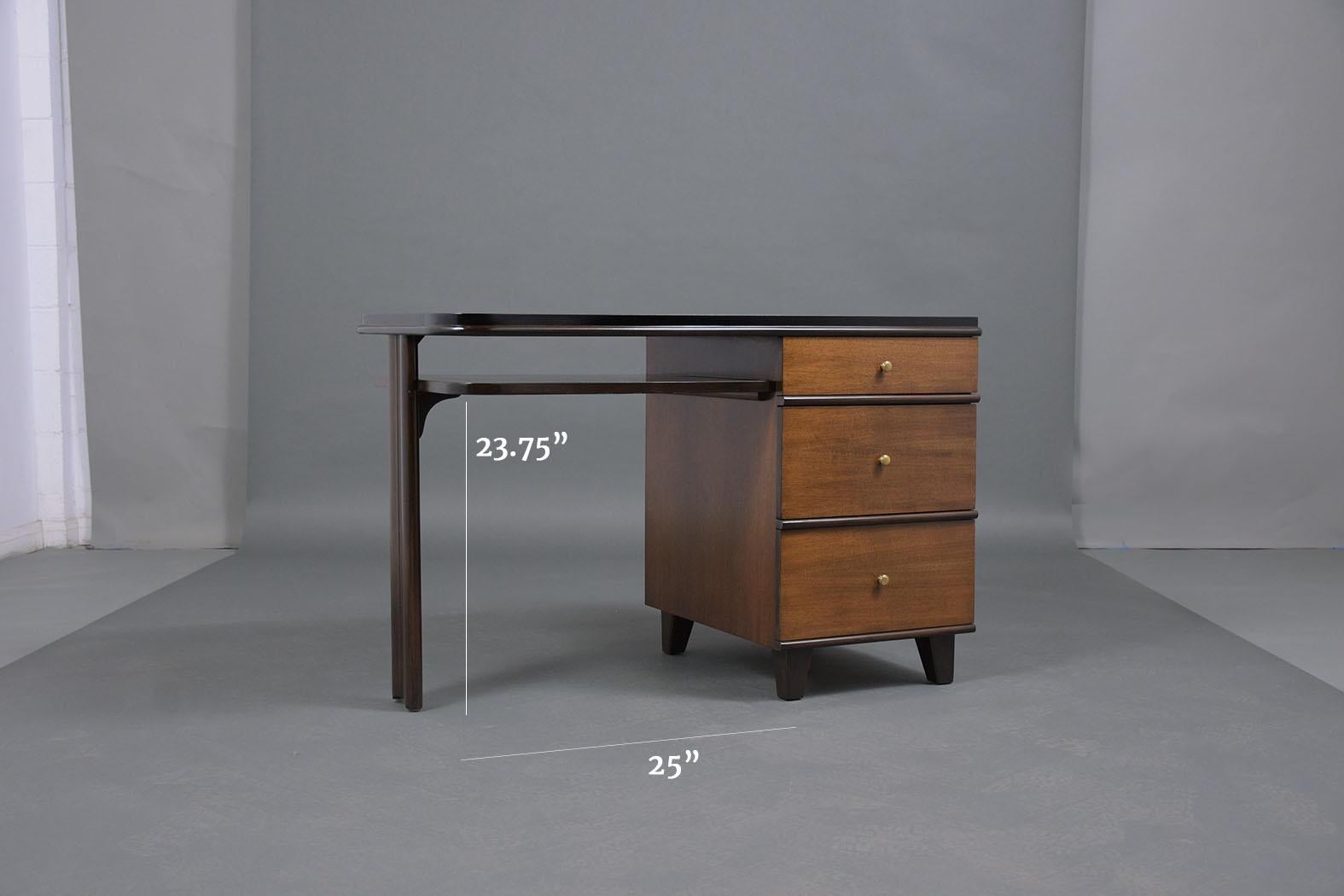 1950s Art Deco Pedestal Desk in Walnut & Ebonized Finish with Brass Accents For Sale 4
