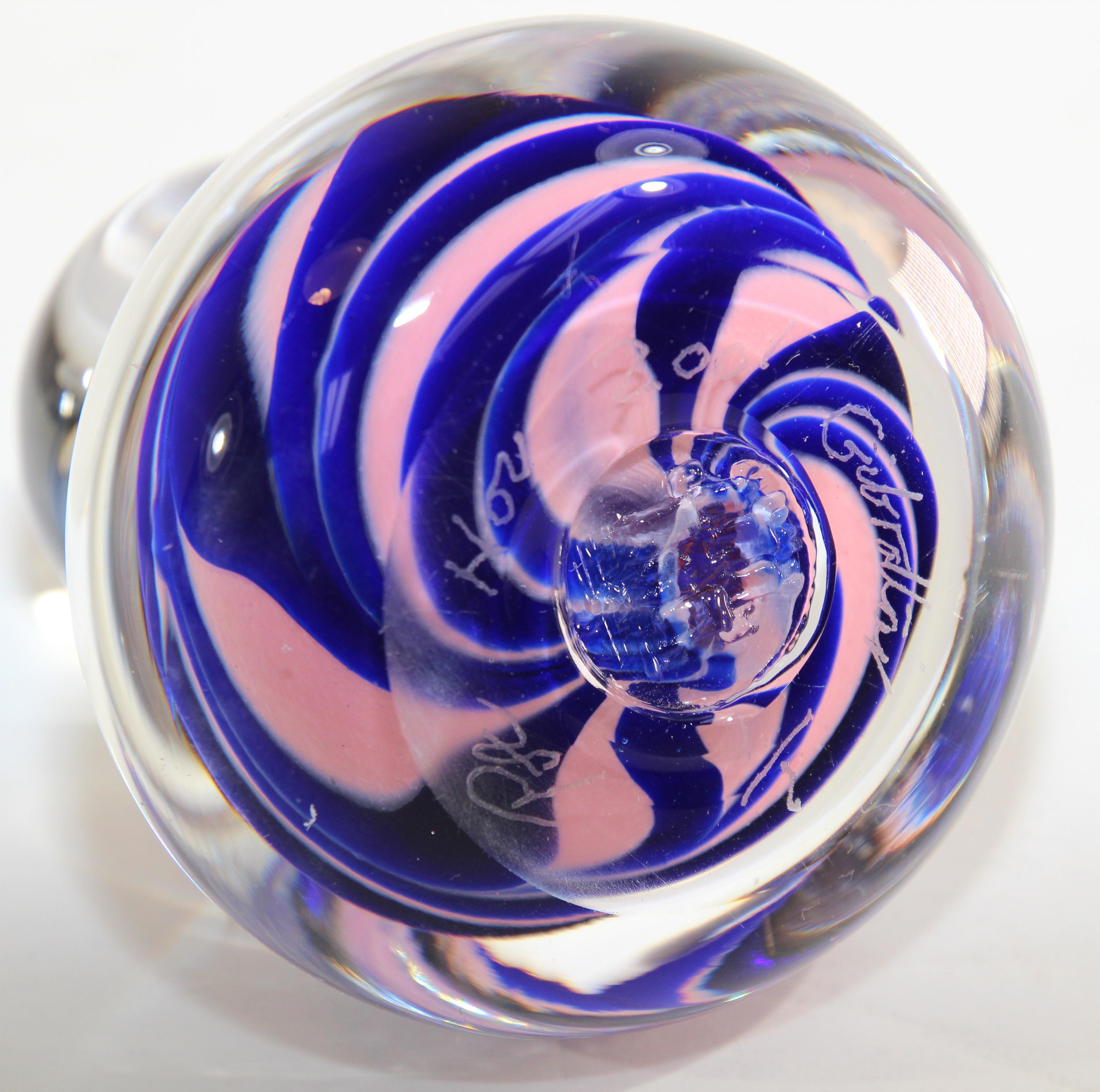 Art Glass Paperweight Abstract Modern Art Design Blue and Pink For Sale 1